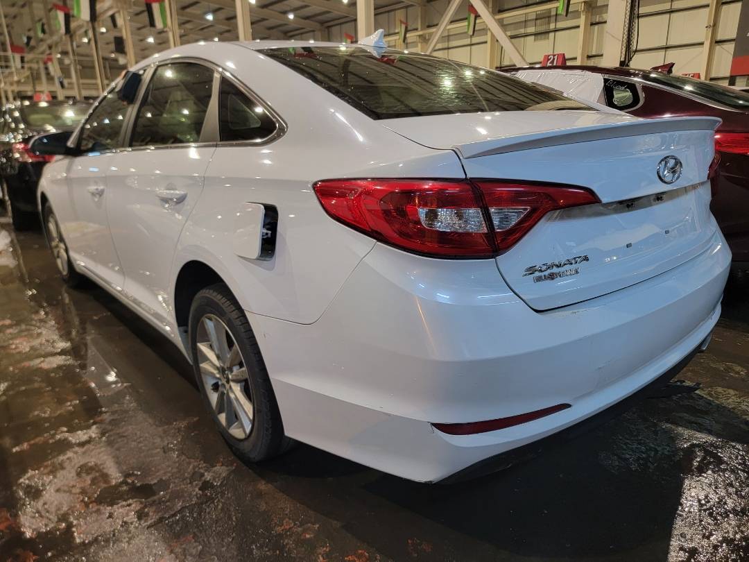 2015 HYUNDAI SONATA — 172008 Miles — Lot H010955 - Marhaba Auctions Used Cars - Image 3
