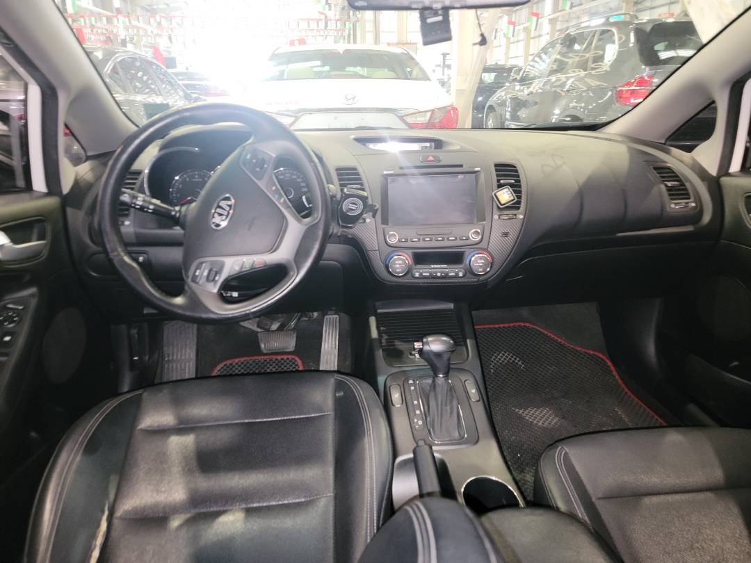 2013 KIA K3 — 144012 KM — Lot 10703 — Main - Marhaba Auctions Used Cars - Image 7
