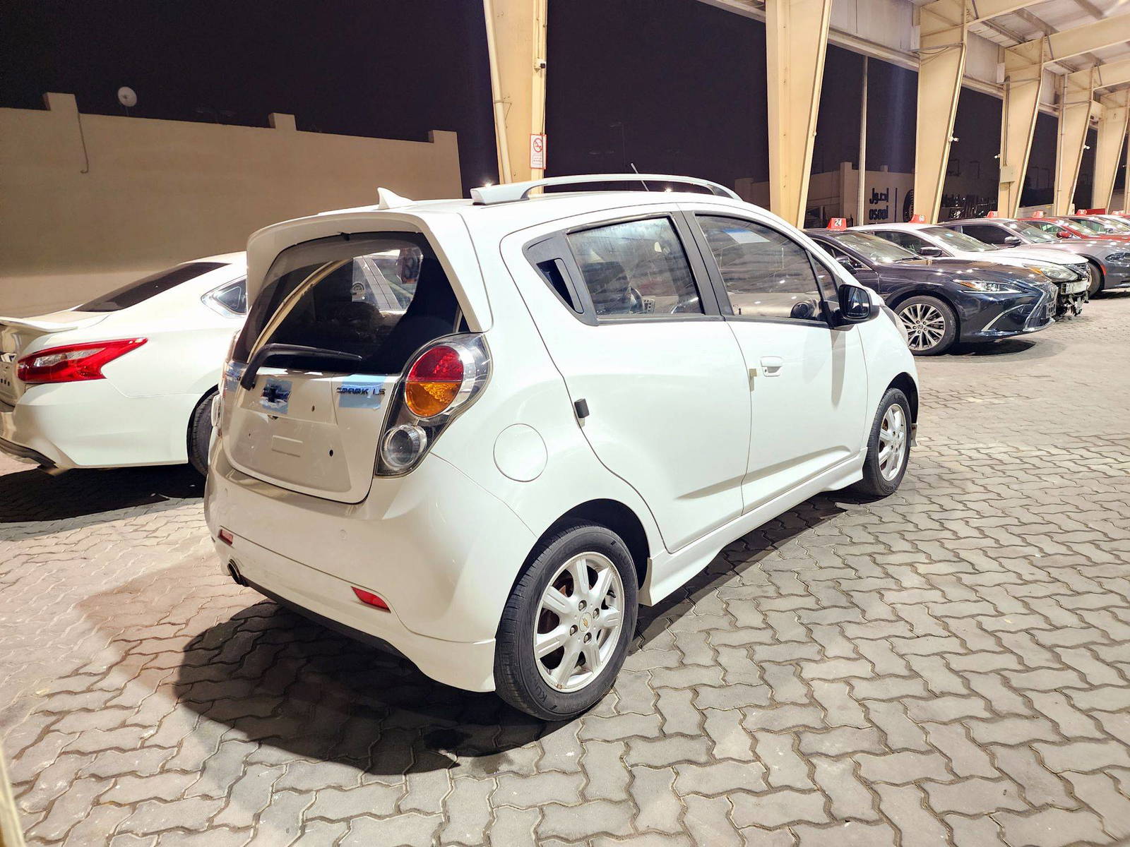 2012 CHEVROLET SPARK — 141050 KM — Lot DCC509467 — Souq - Marhaba Auctions Used Cars - Image 4