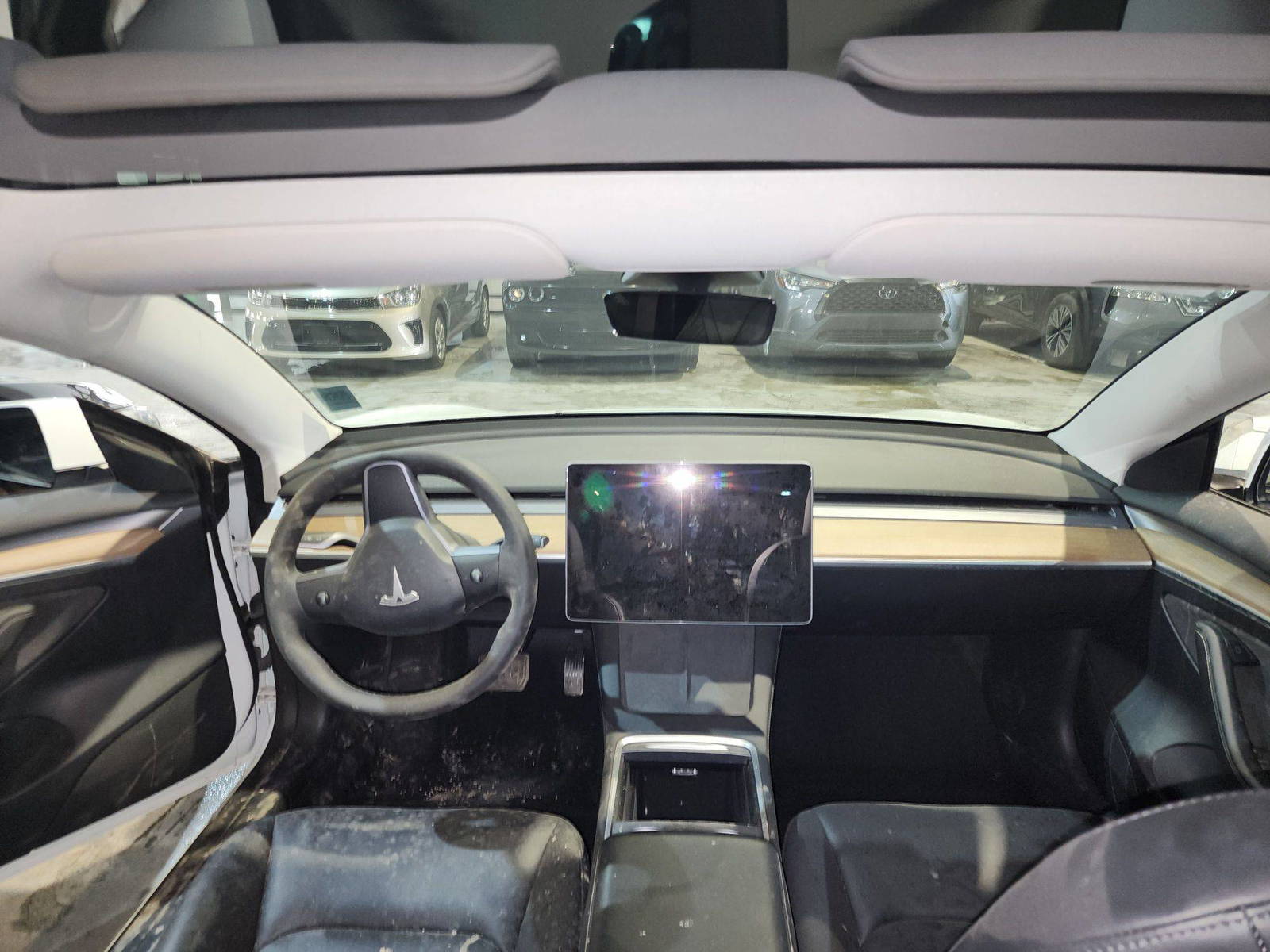 TESLA MODEL 3 2023 - Marhaba Auction Used Cars - Image 7