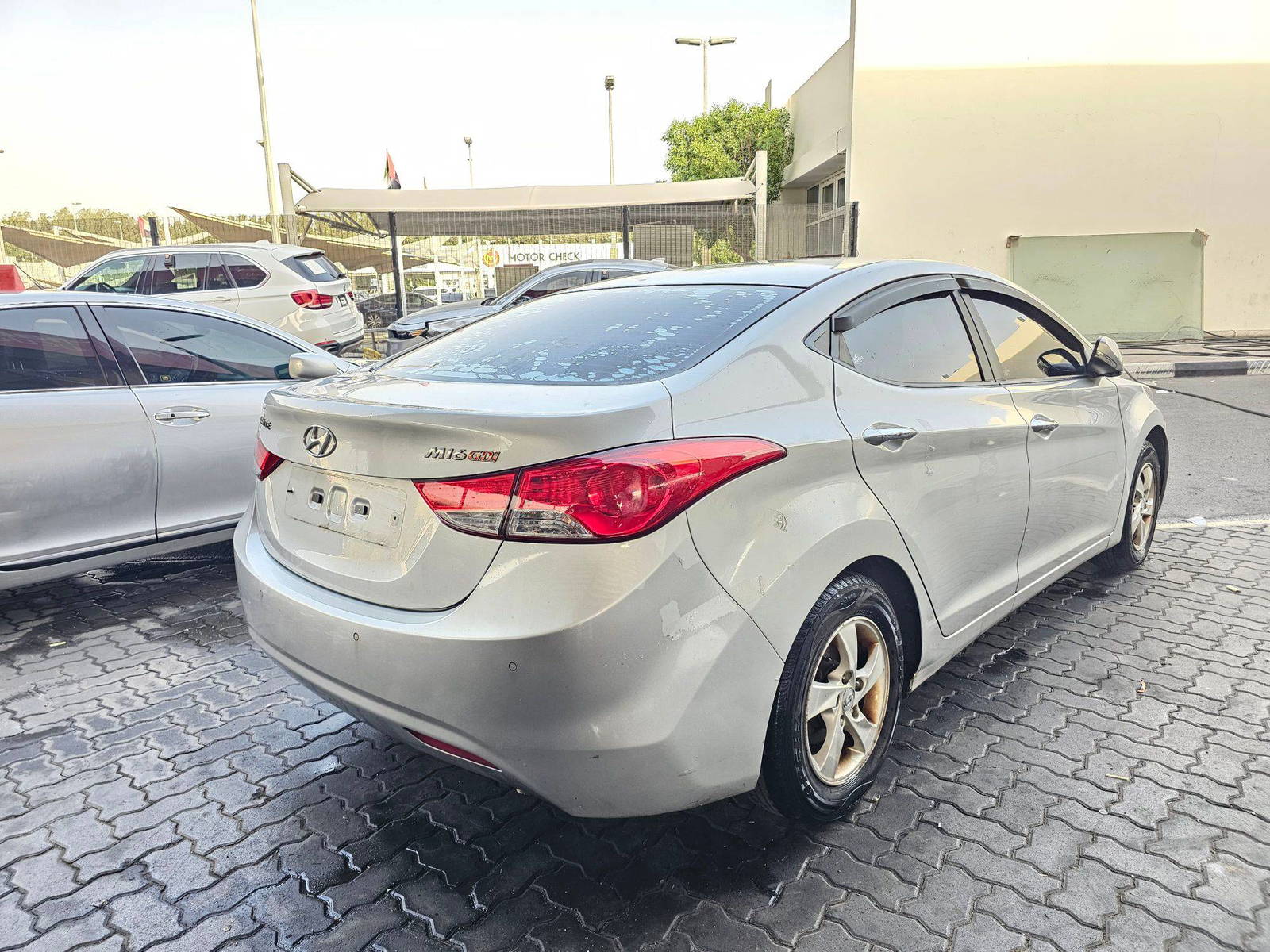 2012 HYUNDAI AVANTE — 189044 KM — Lot 285426 — Souq - Marhaba Auctions Used Cars - Image 5