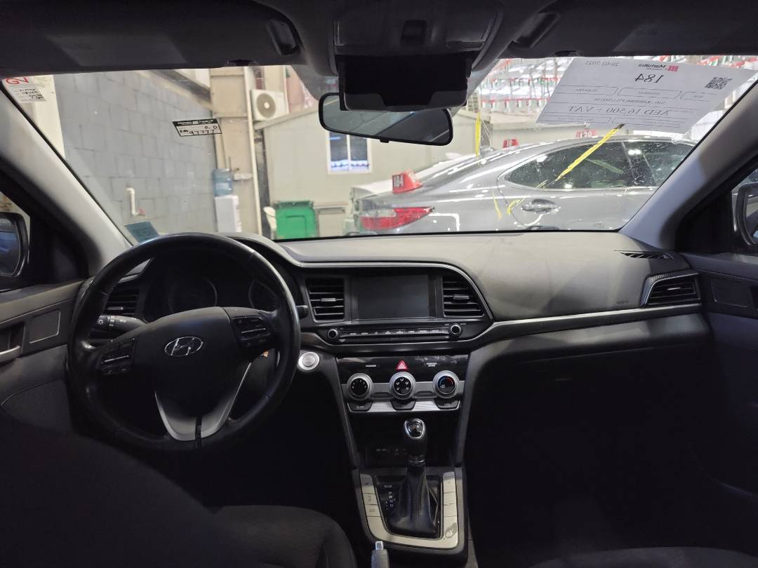 2020 HYUNDAI ELANTRA — 97772 KM — Lot 72352424 — Main - Marhaba Auctions Used Cars - Image 8