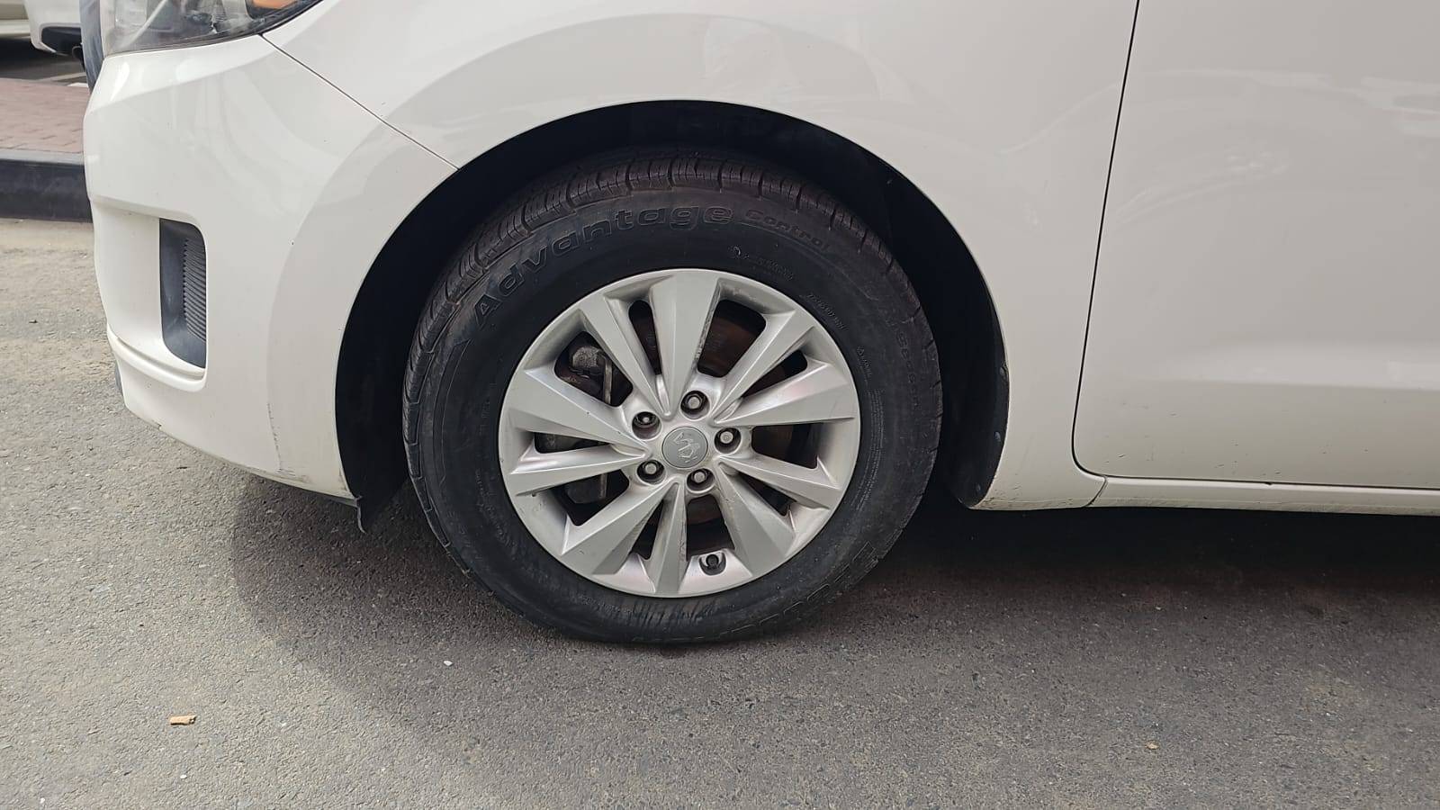 KIA SEDONA 2015 - Marhaba Auction Used Cars - Image 3