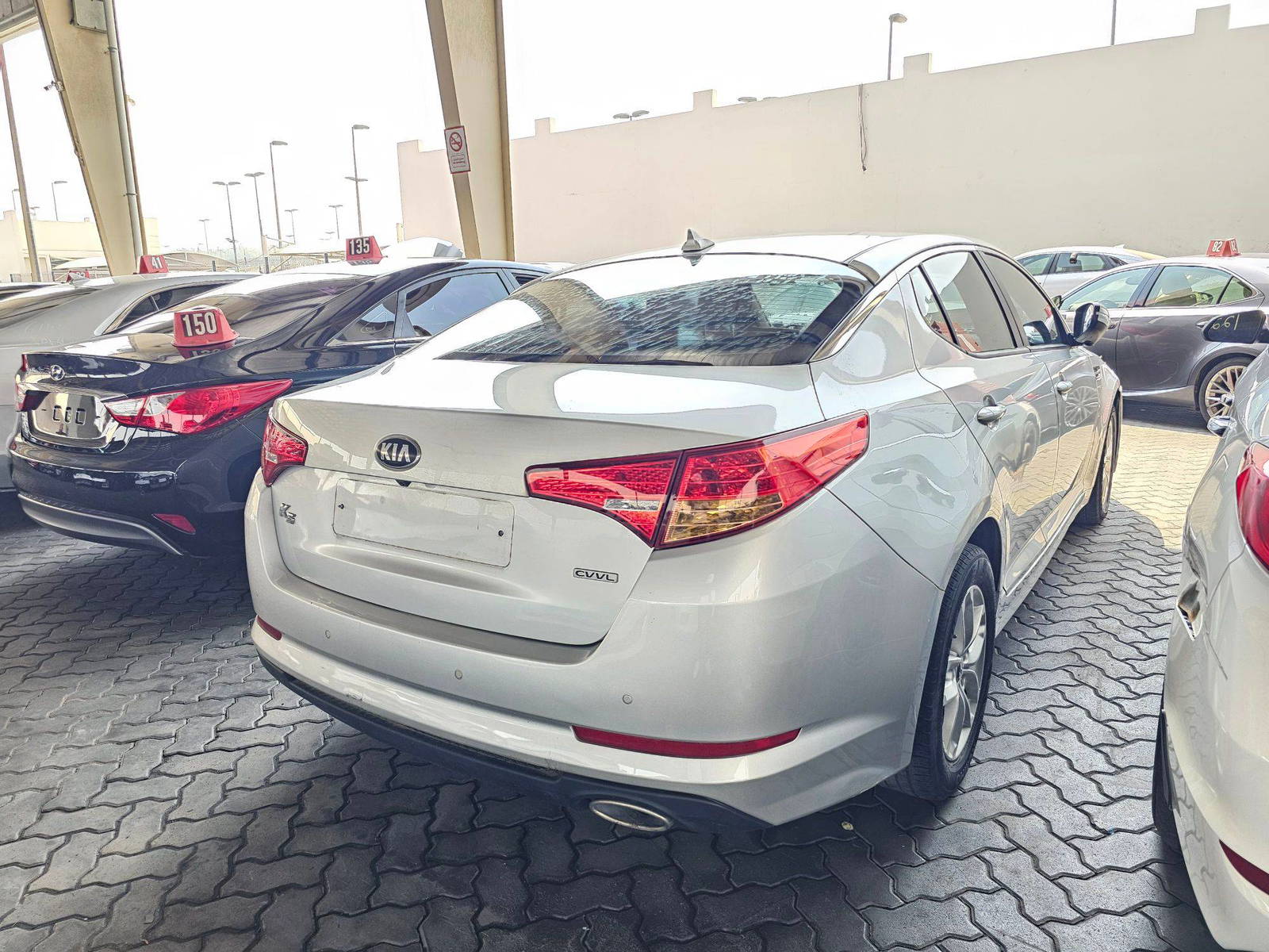 2013 KIA K5 — 262606 KM — Lot 312386 — Souq - Marhaba Auctions Used Cars - Image 3