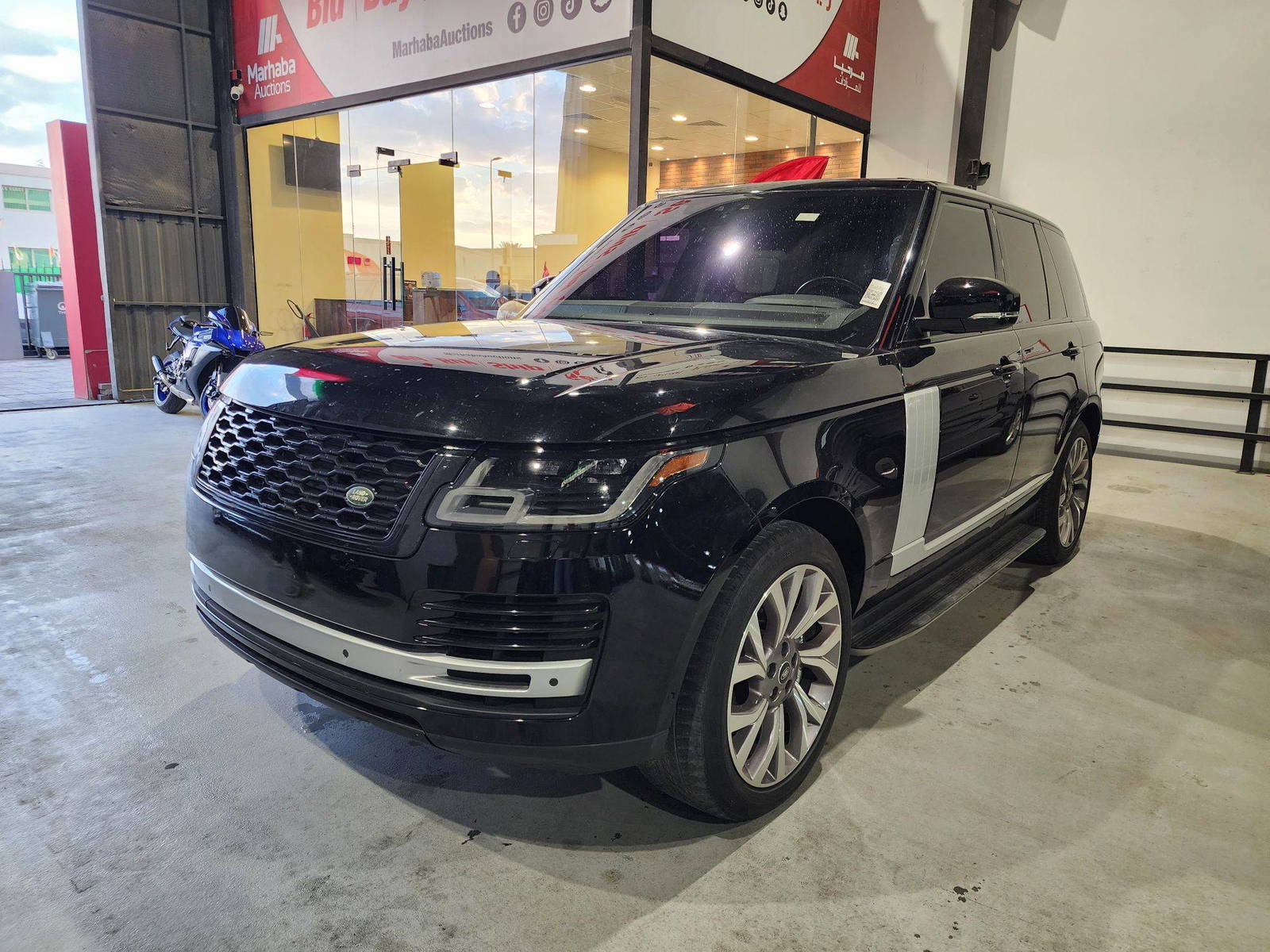 2018 LAND ROVER RANGE ROVER SUPERCHARGED — 43797 Miles — Lot 51390913 — Al Quoz - Marhaba Auctions Used Cars - Image 3