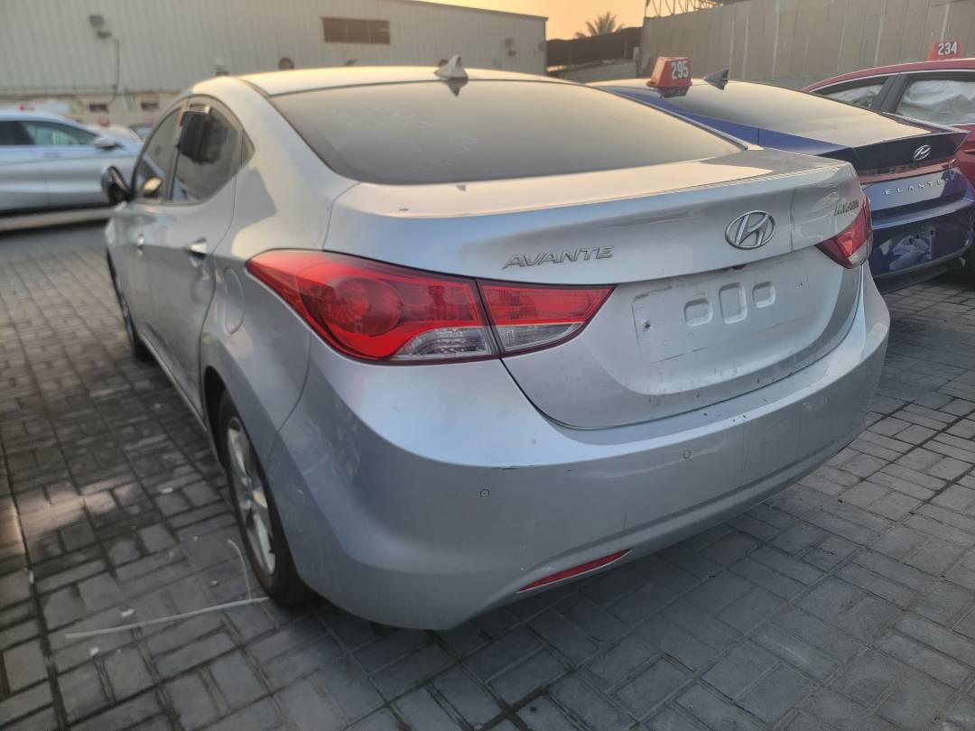 2012 HYUNDAI AVANTE — 63535 KM — Lot 391785 — Main - Marhaba Auctions Used Cars - Image 5