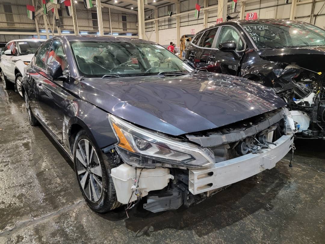 2020 NISSAN ALTIMA — 123579 Miles — Lot 4270327 — Main - Marhaba Auctions Used Cars - Image 4