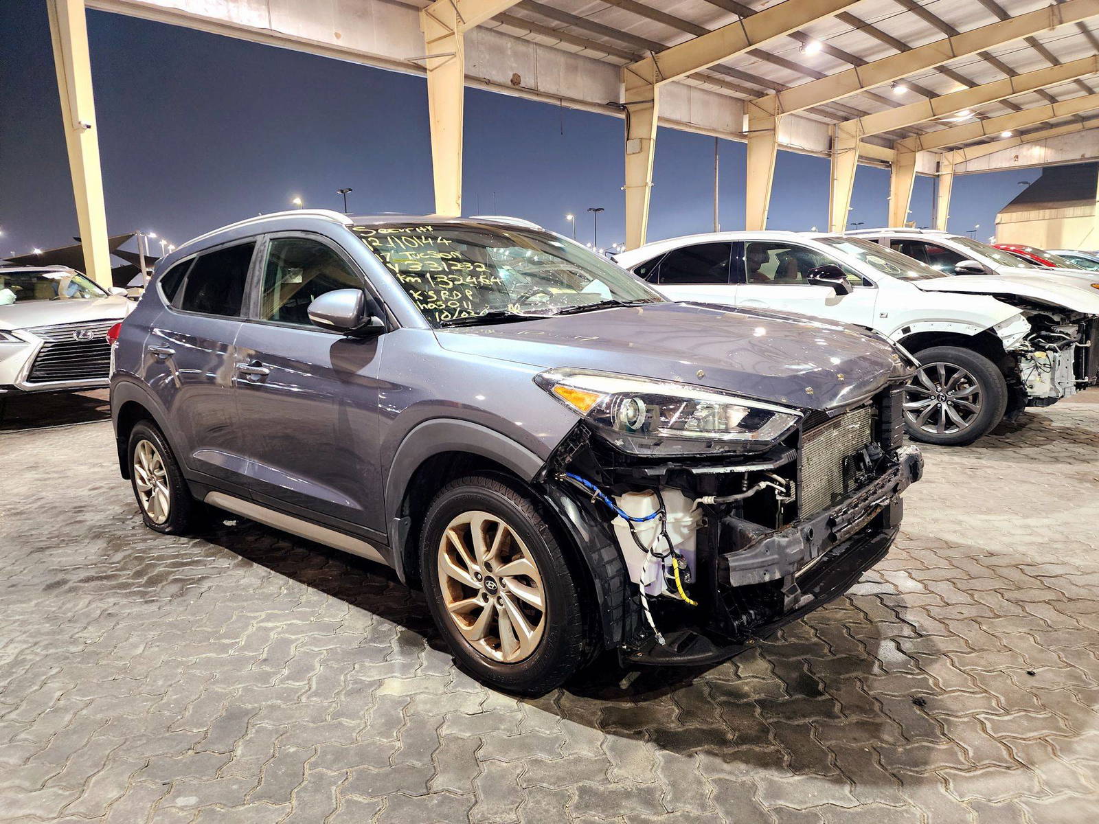 2017 HYUNDAI TUCSON — 132464 KM — Lot XHU331232 — Souq - Marhaba Auctions Used Cars - Image 4