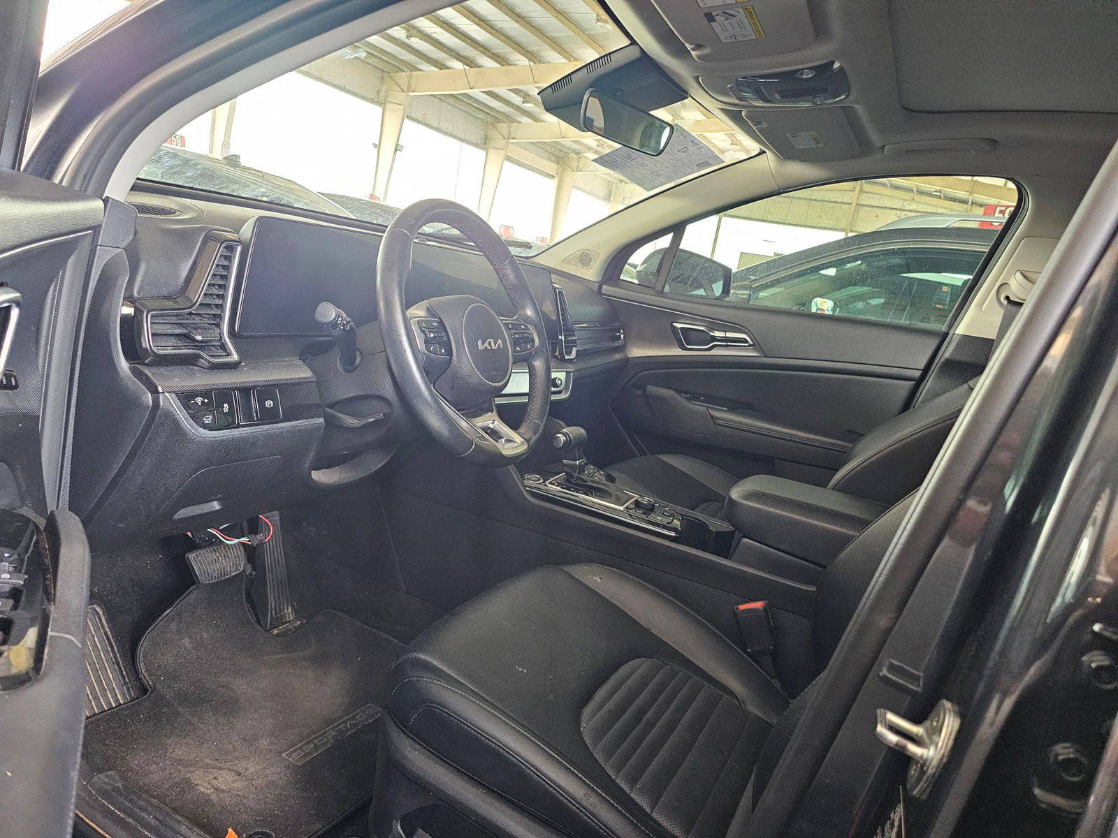 2023 KIA SPORTAGE — 53717 Miles — Lot G054854 — Souq - Marhaba Auctions Used Cars - Image 9