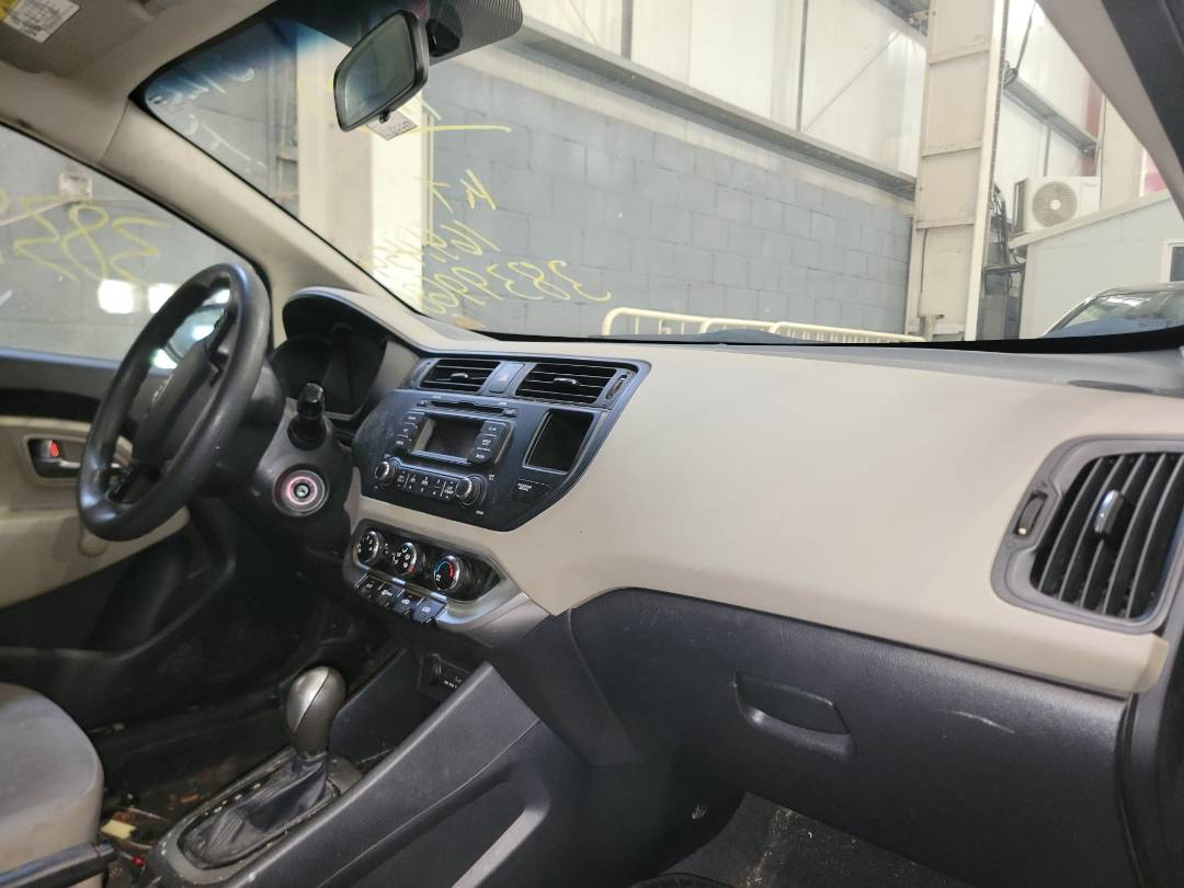 2014 KIA RIO — 164454 Miles — Lot 38399686 - Marhaba Auctions Used Cars - Image 5