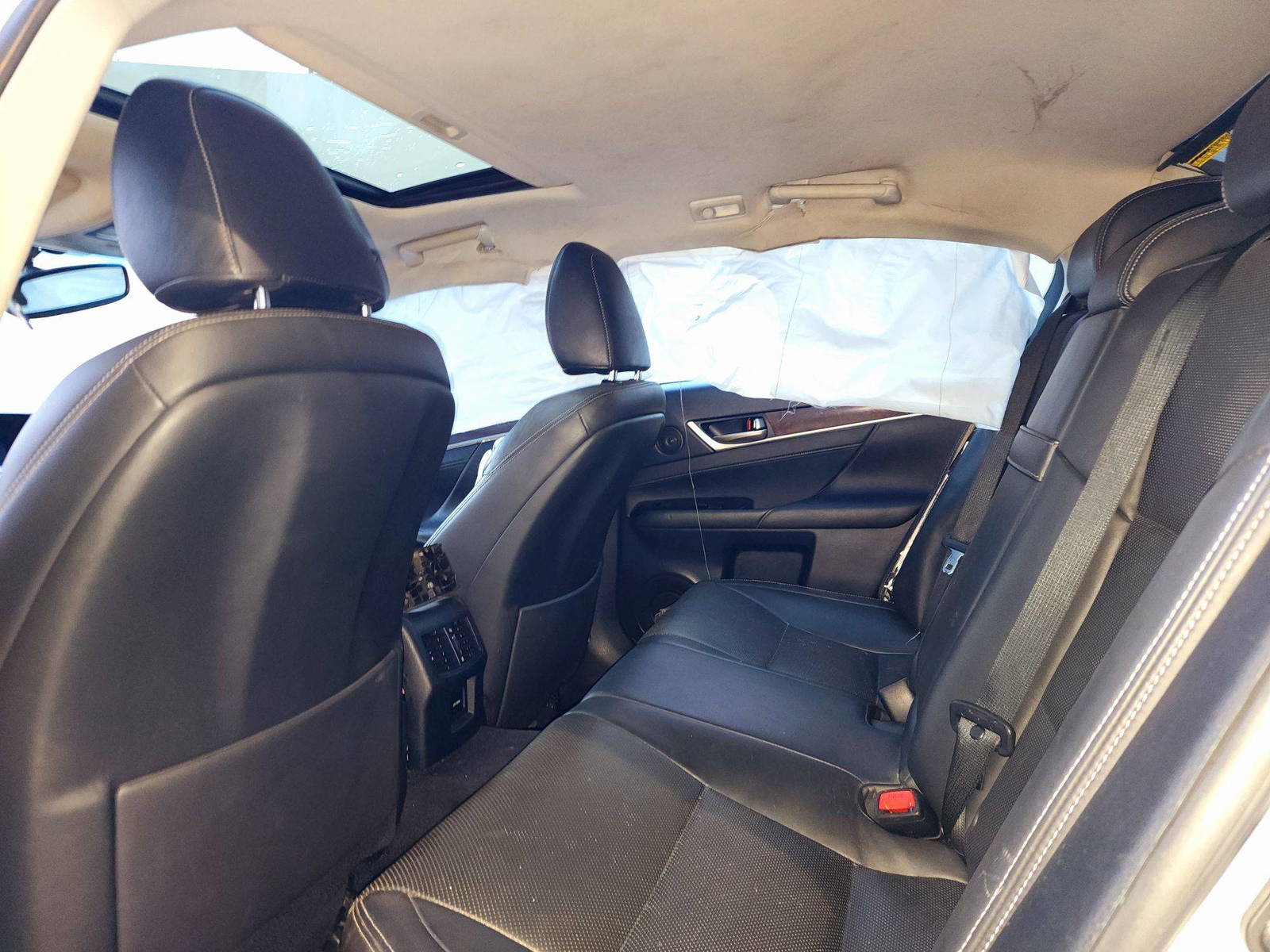 2013 LEXUS GS 350 — 203042 Miles — Lot 5027447 — Souq - Marhaba Auctions Used Cars - Image 6