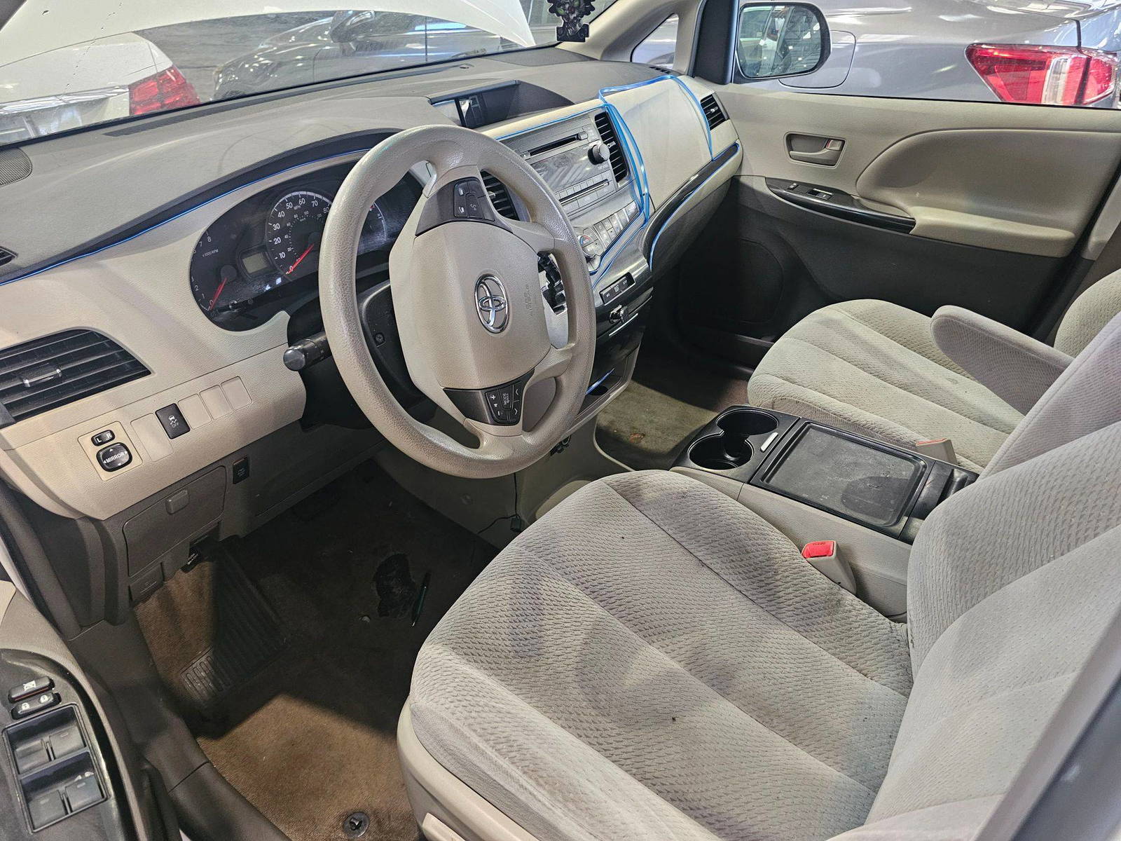 2013 TOYOTA SIENNA — 221342 Miles — Lot 3DS308565 — Main - Marhaba Auctions Used Cars - Image 8
