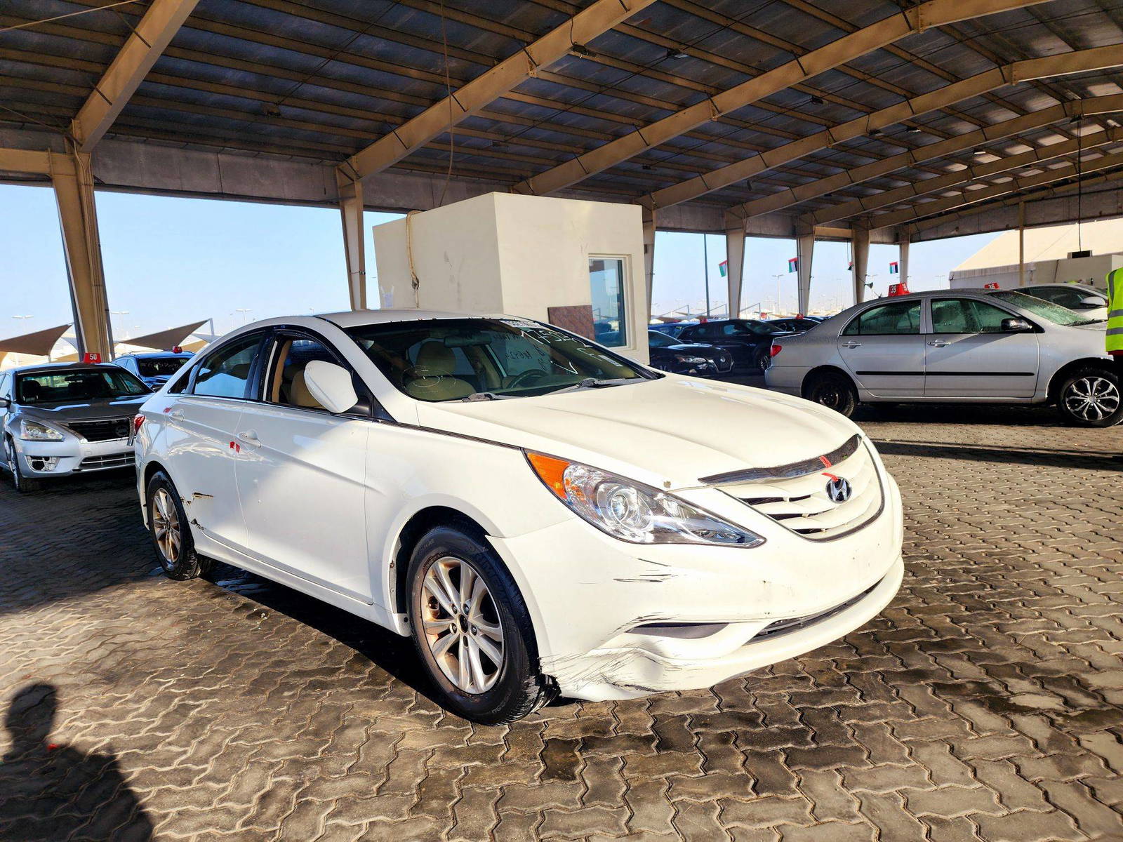 2011 HYUNDAI SONATA — 182711 Miles — Lot 63279664 — Souq - Marhaba Auctions Used Cars - Image 5