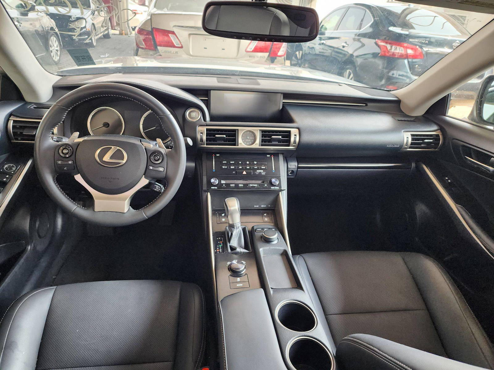 2014 LEXUS IS 250 — 131320 Miles — Lot 53085104 — Souq - Marhaba Auctions Used Cars - Image 7