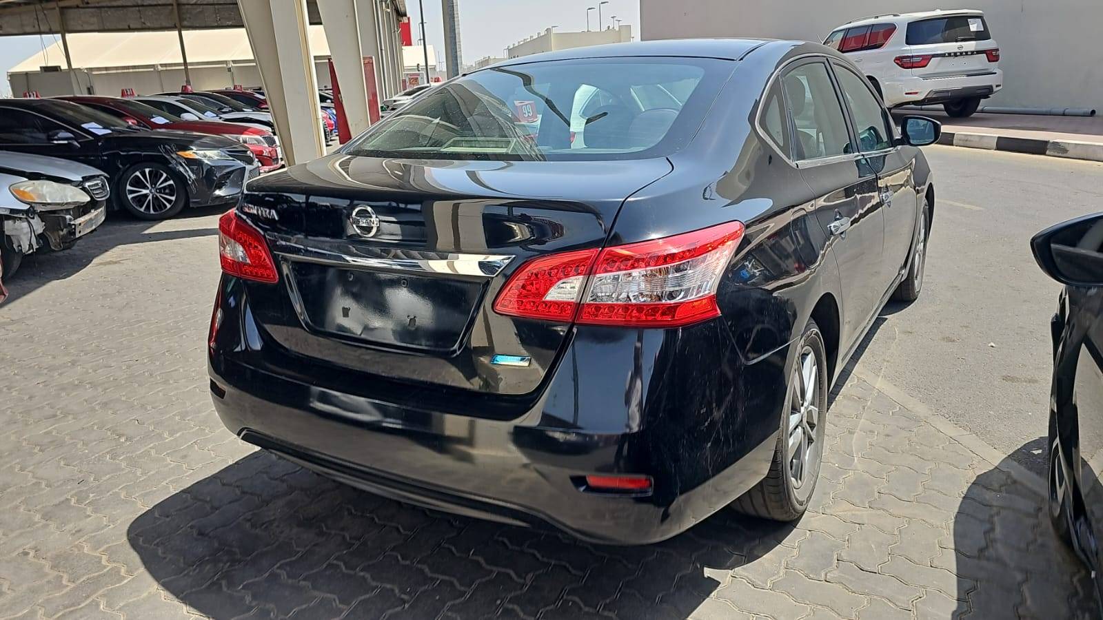 2013 NISSAN SENTRA — 13570 KM — Lot L773651 — Souq - Marhaba Auctions Used Cars - Image 9
