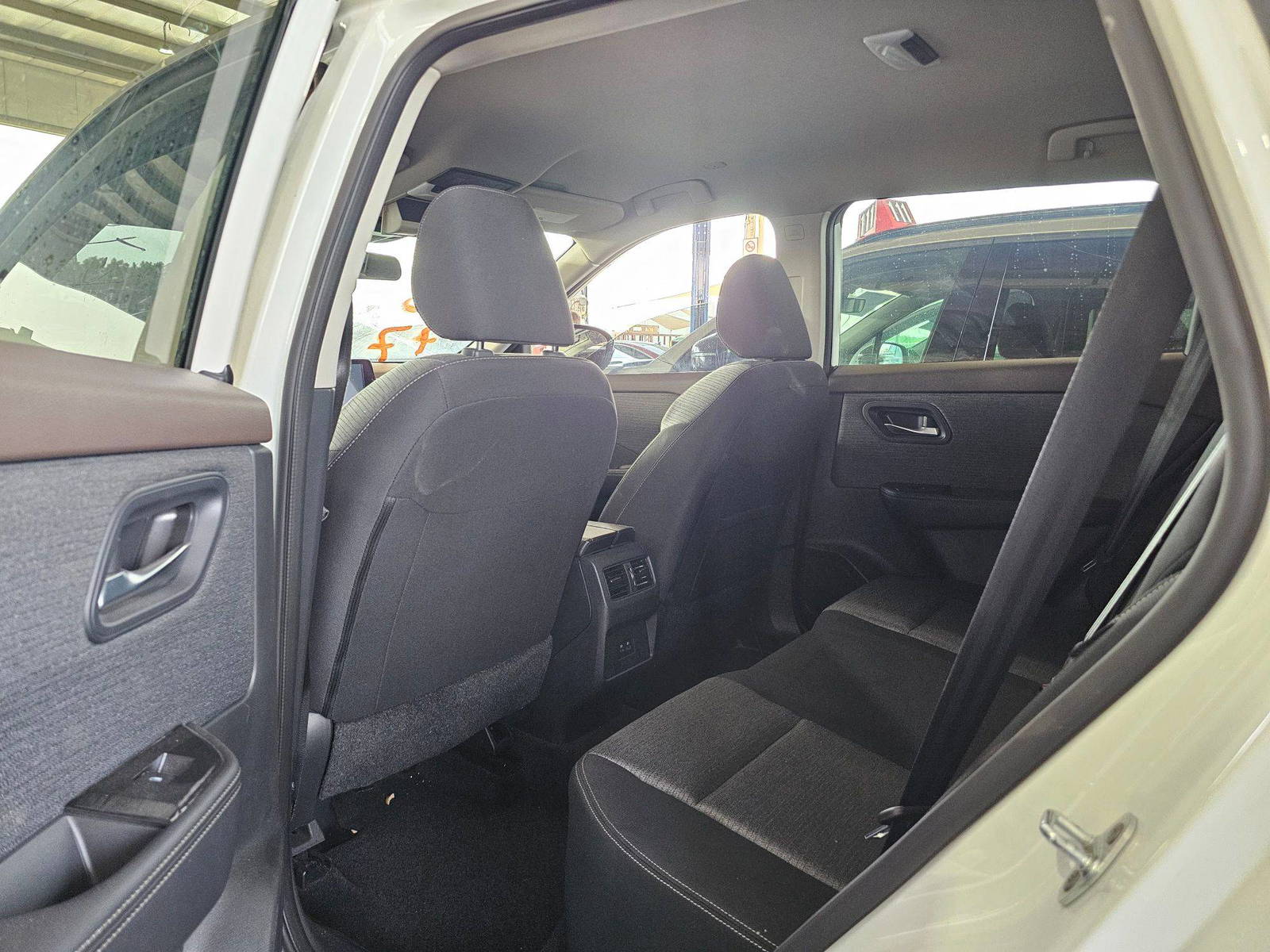 2023 NISSAN ROGUE — 79489 Miles — Lot 7PC759286 — Souq - Marhaba Auctions Used Cars - Image 6