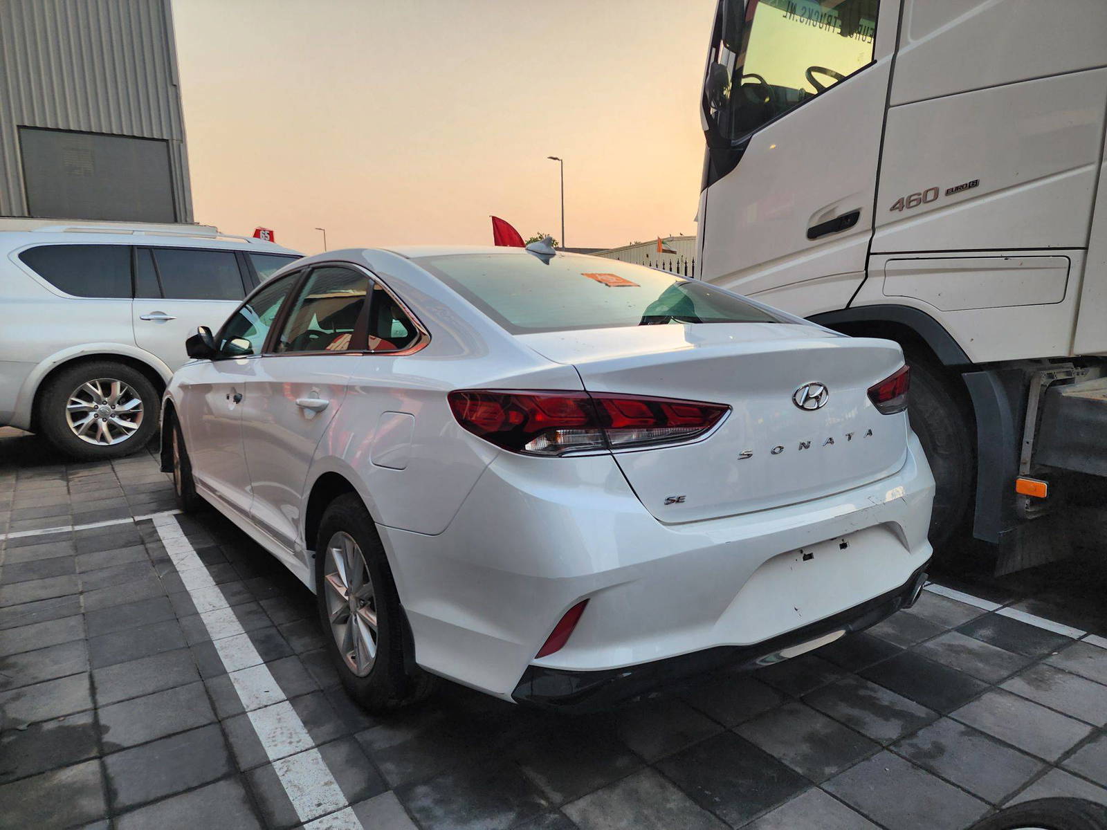 2018 HYUNDAI SONATA — 100845 Miles — Lot 81832324 — Main - Marhaba Auctions Used Cars - Image 3