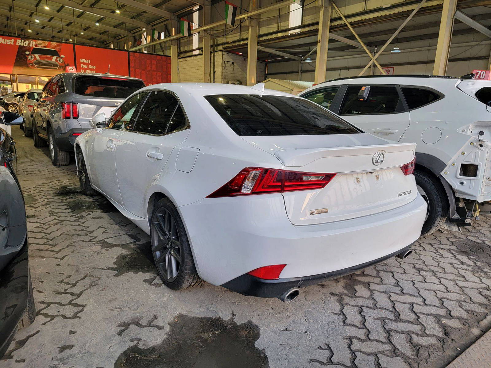 LEXUS IS 200T 2016 - Marhaba Auction Used Cars - Image 4