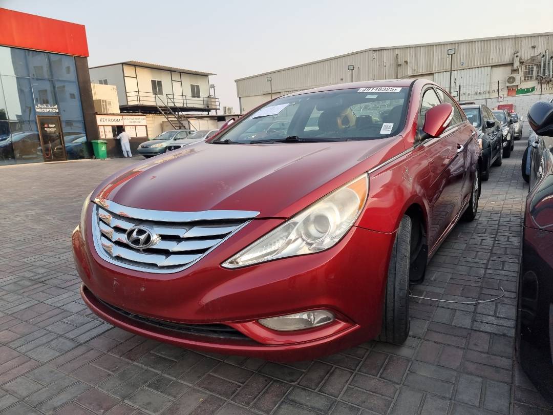 2013 HYUNDAI SONATA — 207768 Miles — Lot 612780 — Ind. 12 - Marhaba Auctions Used Cars - Image 4