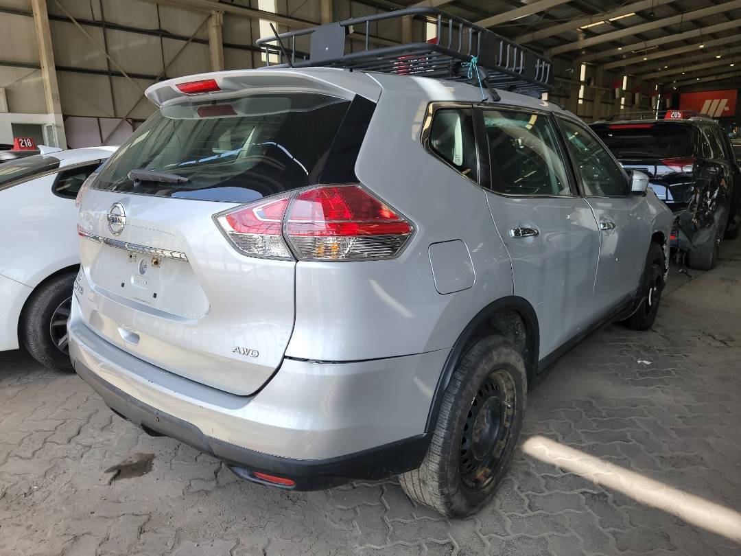 2015 NISSAN ROGUE — 143634 Miles — Lot C838803 — Souq - Marhaba Auctions Used Cars - Image 3