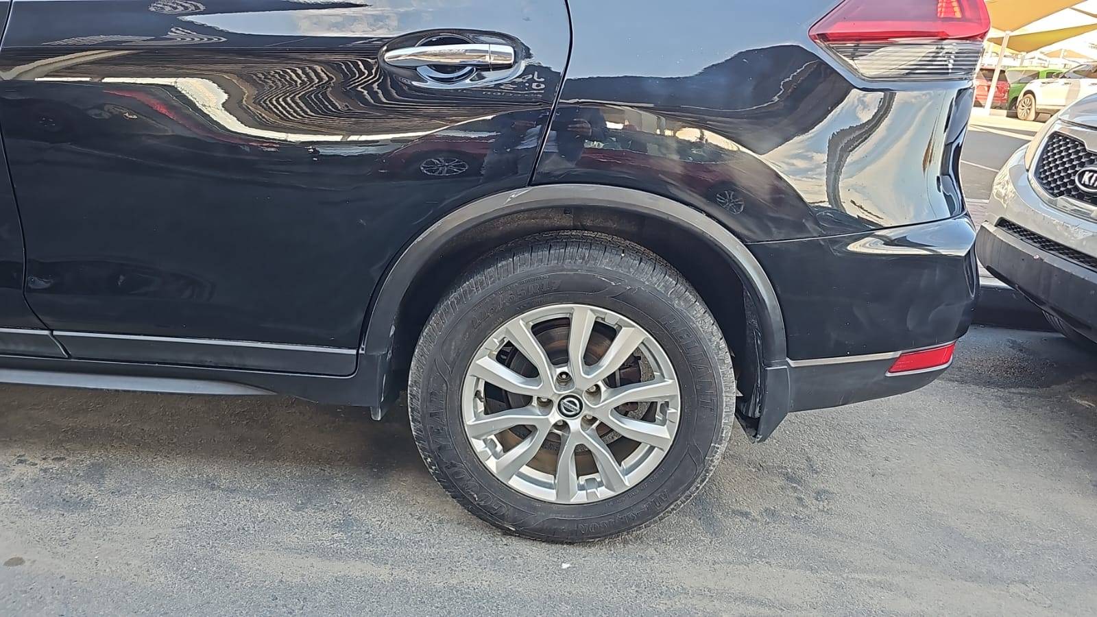 2019 NISSAN ROGUE — 190340 Miles — Lot 9KC724486 — Souq - Marhaba Auctions Used Cars - Image 5