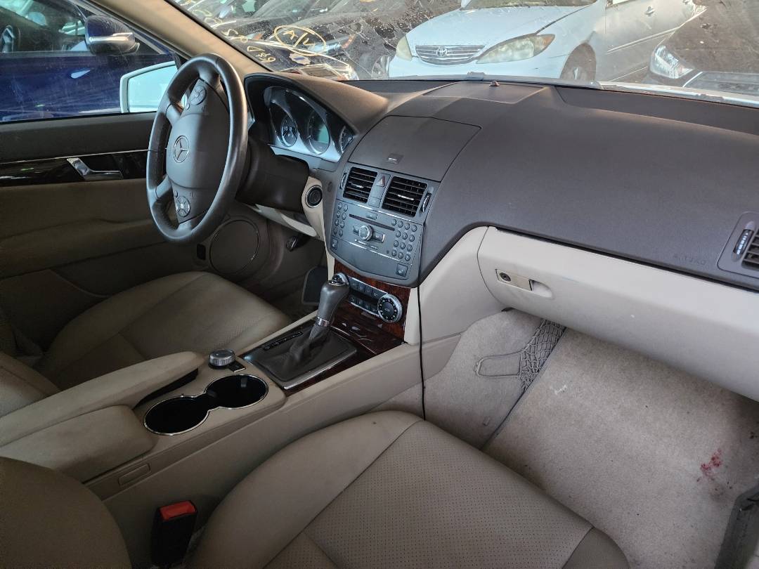 2010 MERCEDES BENZ C300 — 92557 Miles — Lot 38657705 - Marhaba Auctions Used Cars - Image 8