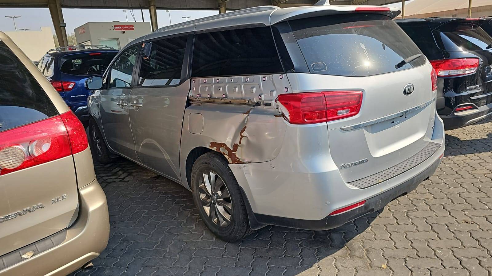 2020 KIA SEDONA — 80655 Miles — Lot 6644290 — Souq - Marhaba Auctions Used Cars - Image 3