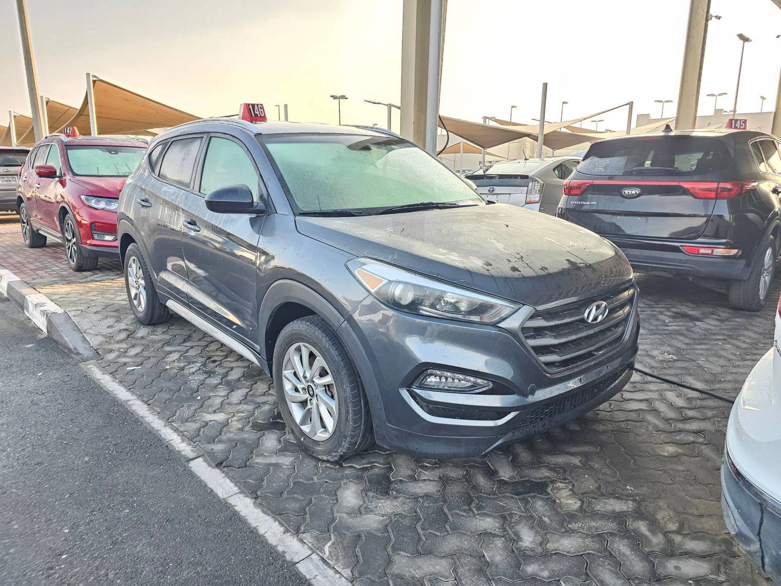 2018 HYUNDAI TUCSON — 130538 Miles — Lot 8JU671226 — Souq - Marhaba Auctions Used Cars - Image 4