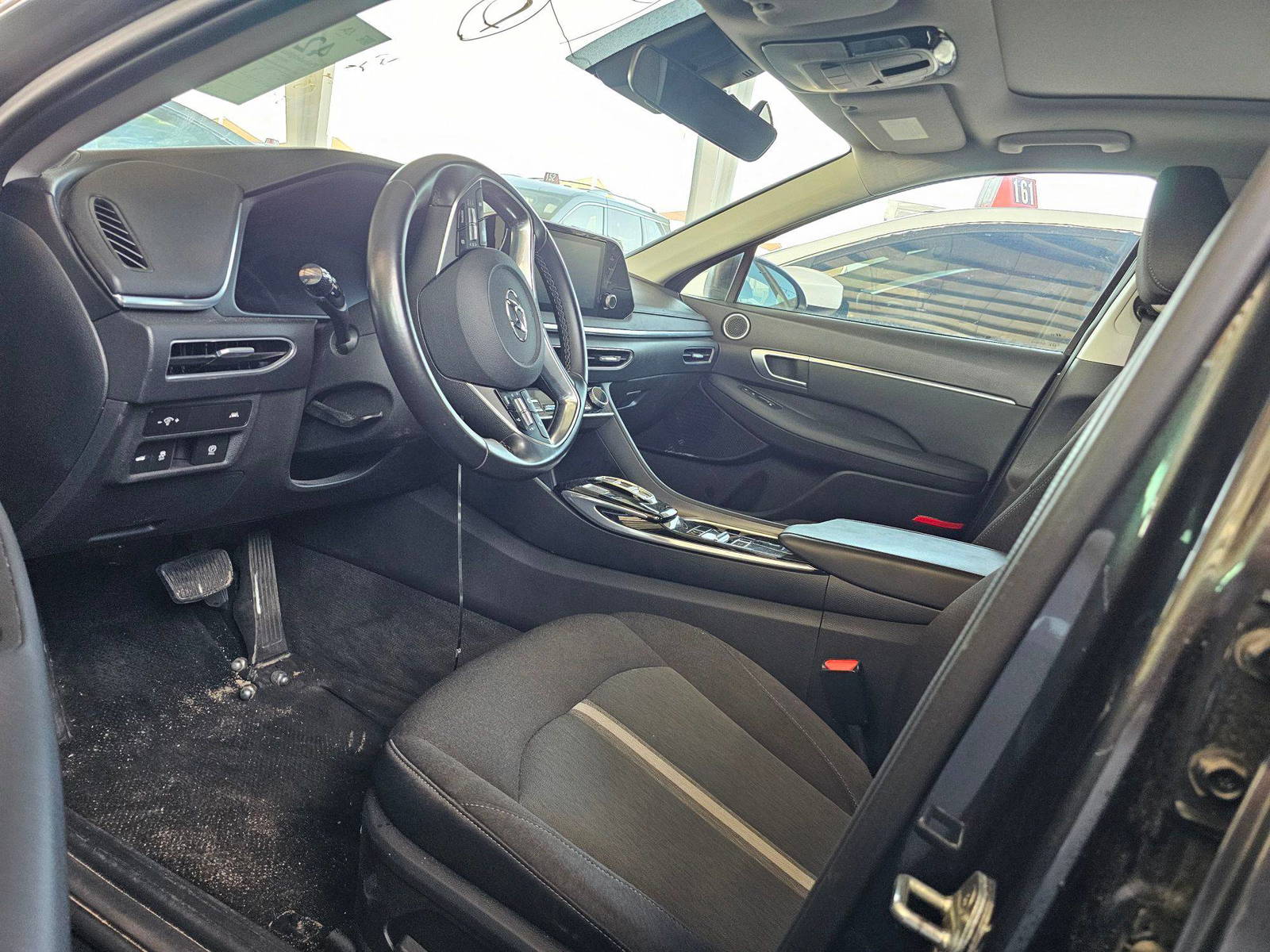 HYUNDAI SONATA 2021 - Marhaba Auction Used Cars - Image 11