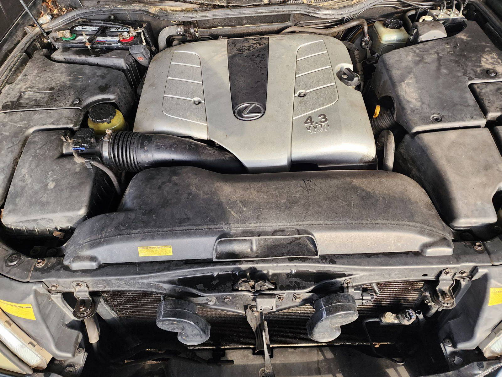 2003 LEXUS LS 430 — 215833 Miles — Lot 38139800 - Marhaba Auctions Used Cars - Image 10