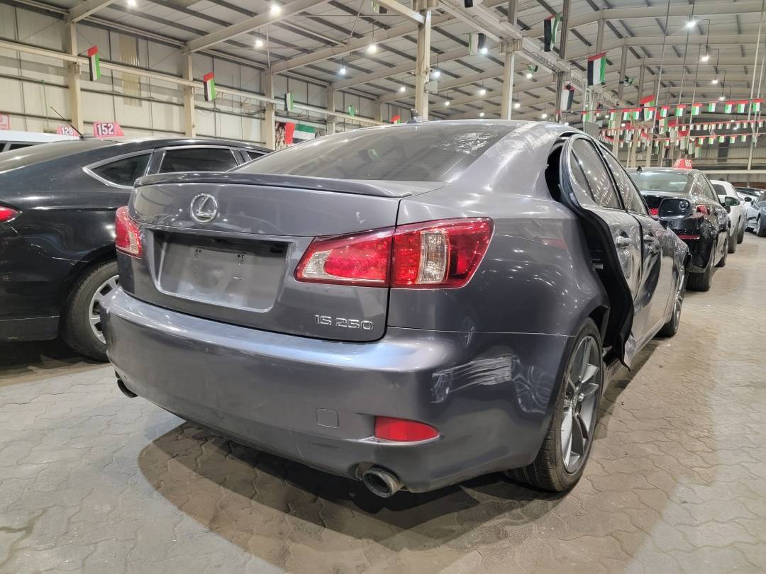 2012 LEXUS IS 250 — 285081 Miles — Lot C5174028 — Main - Marhaba Auctions Used Cars - Image 4