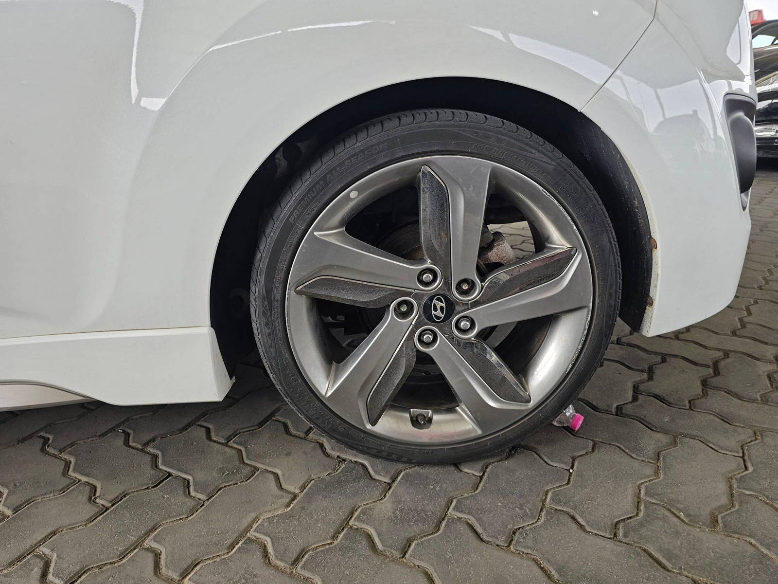 2013 HYUNDAI VELOSTER — 183079 KM — Lot 099116 — Main - Marhaba Auctions Used Cars - Image 11
