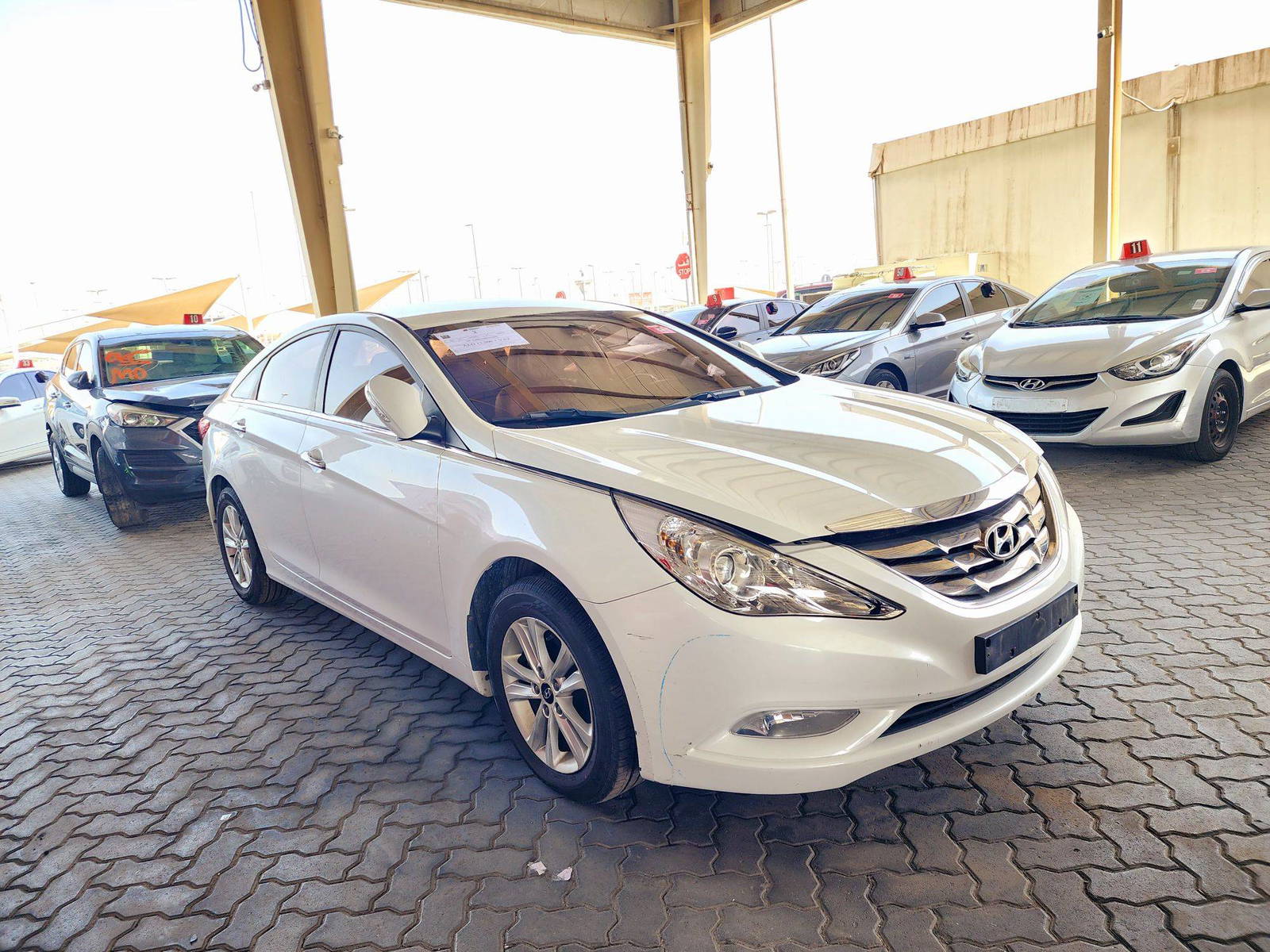 2010 HYUNDAI SONATA — 90930 KM — Lot 100255 — Souq - Marhaba Auctions Used Cars - Image 4