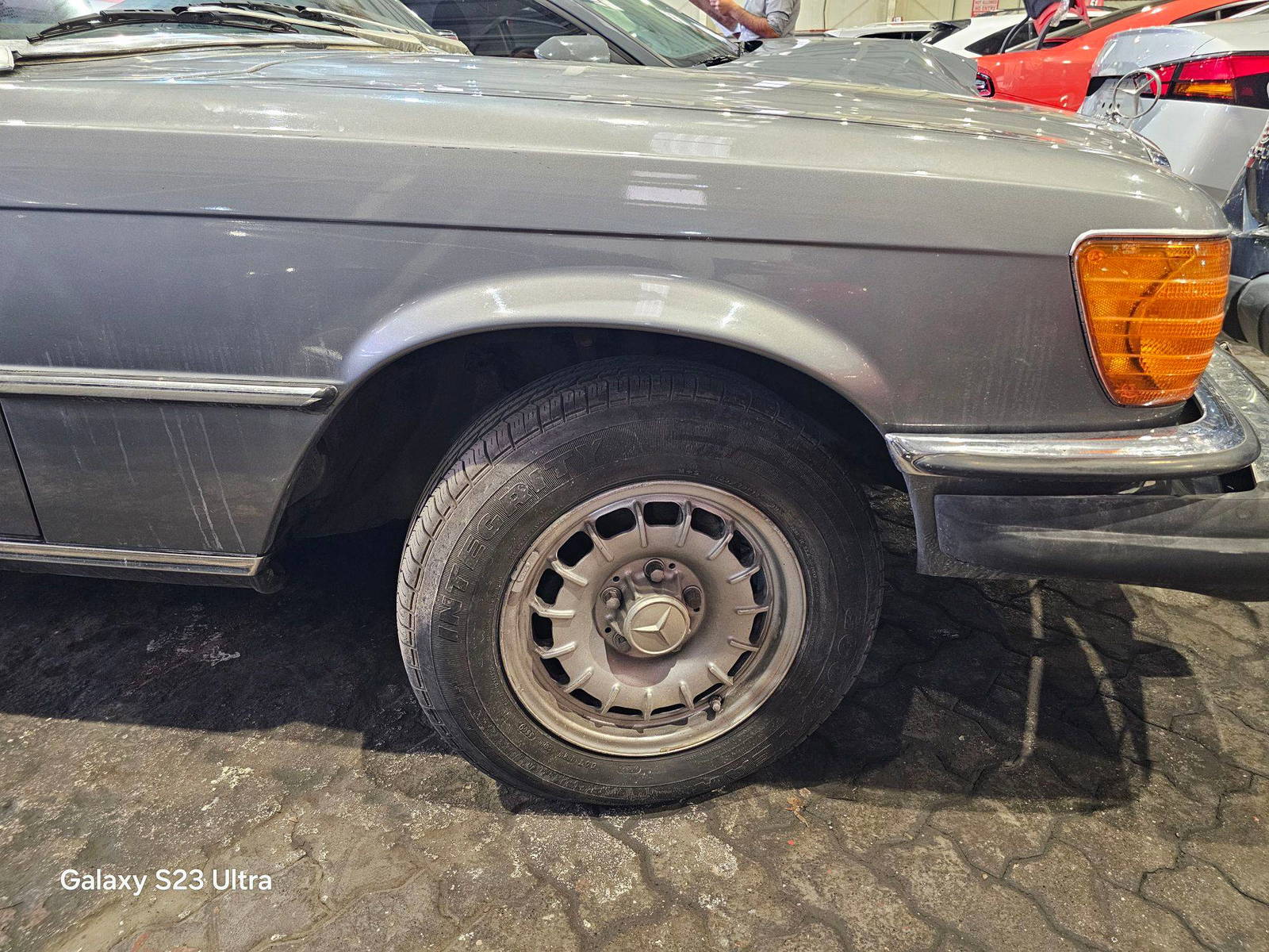 MERCEDES BENZ 280 1980 - Marhaba Auction Used Cars - Image 12