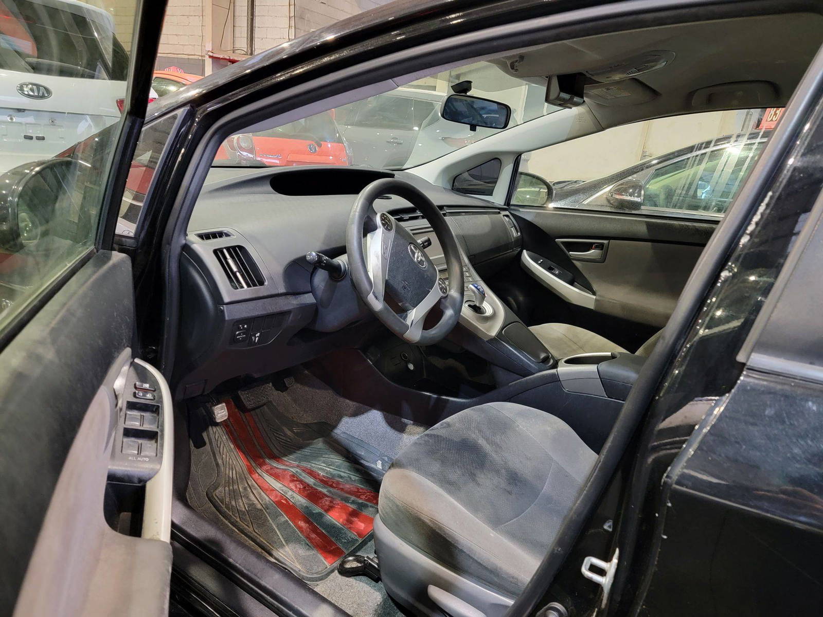 2015 TOYOTA PRIUS — 294042 Miles — Lot 479127 — Main - Marhaba Auctions Used Cars - Image 8
