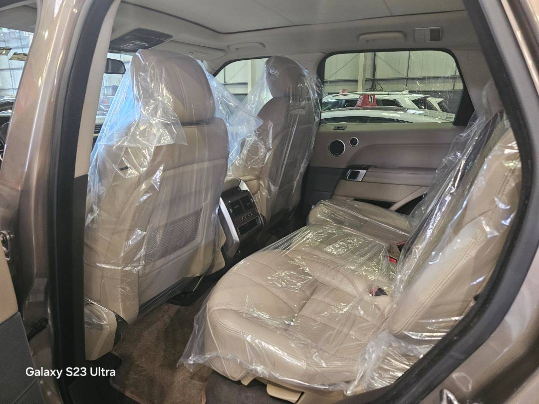 LAND ROVER RANGE ROVER SPORT 2015 - Marhaba Auction Used Cars - Image 9
