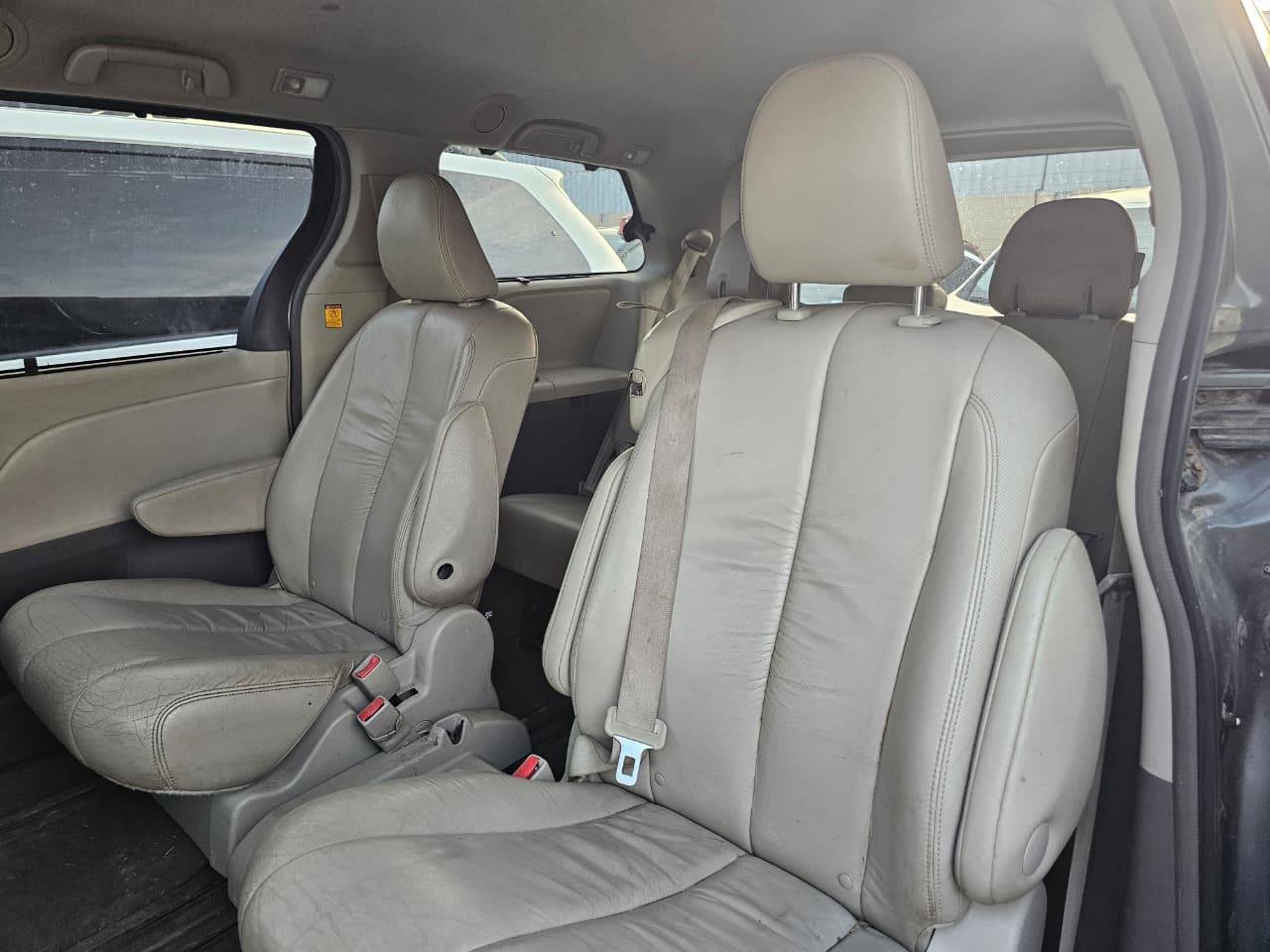 TOYOTA SIENNA 2011 - Marhaba Auction Used Cars - Image 9