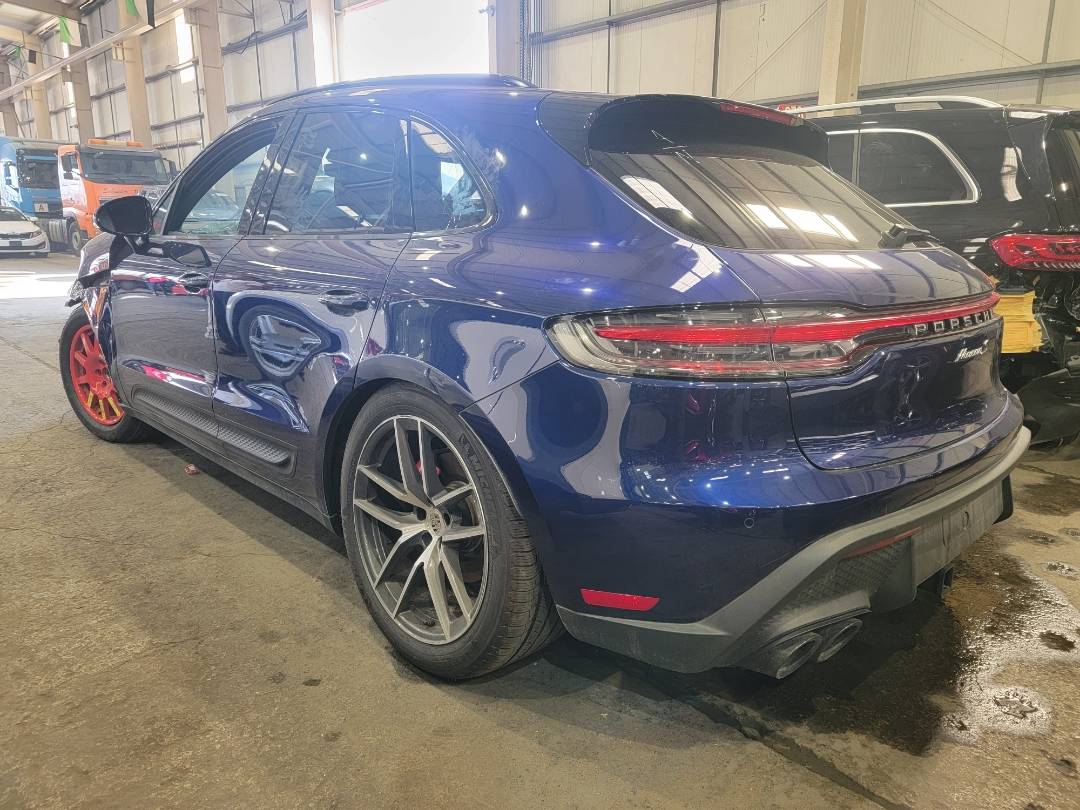 2024 PORSCHE MACAN — 3977 Miles — Lot 37549 — Main - Marhaba Auctions Used Cars - Image 3