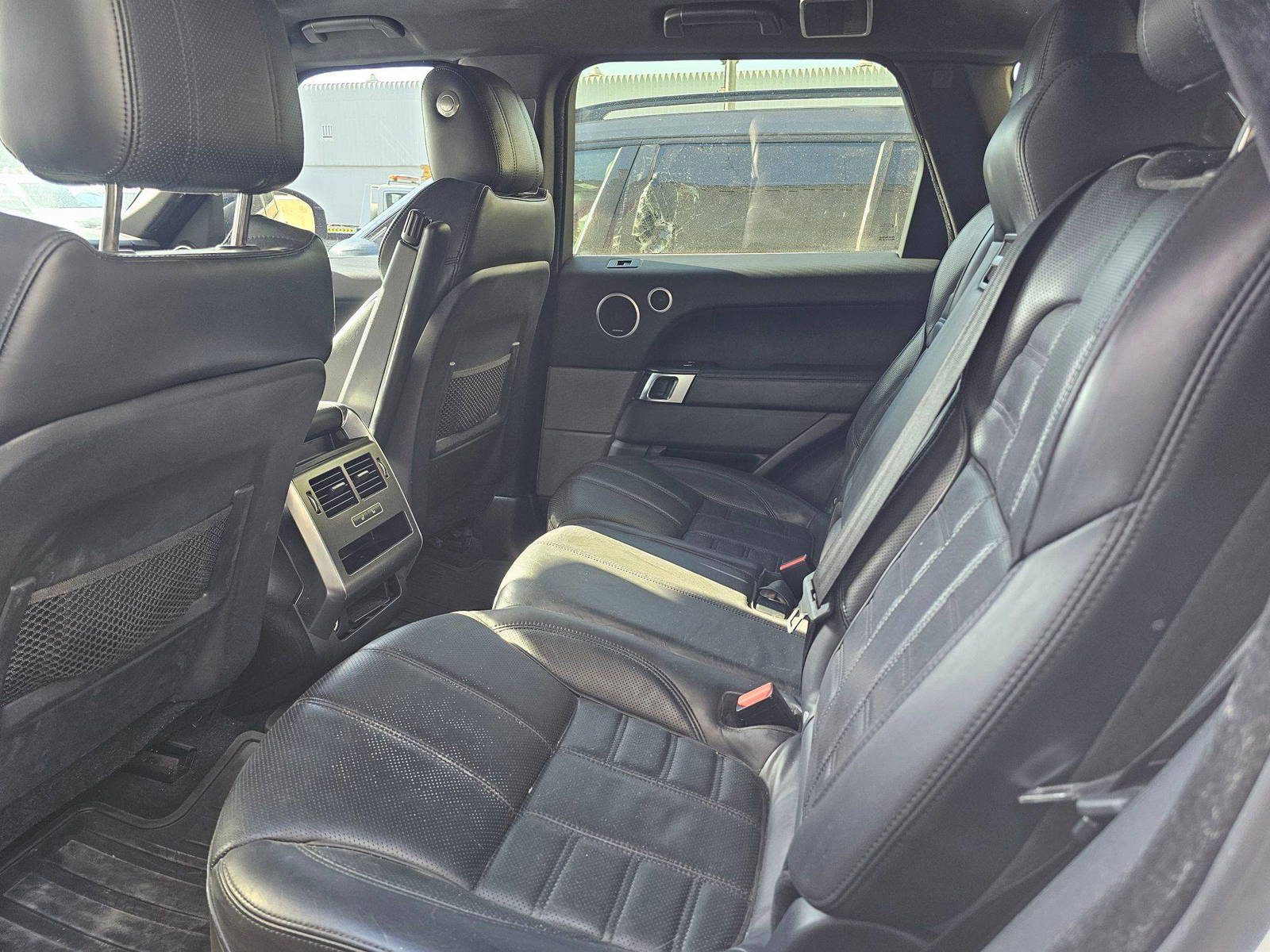 2016 LAND ROVER RANGE ROVER SPORT — 129492 Miles — Lot GA102924 — Main - Marhaba Auctions Used Cars - Image 11