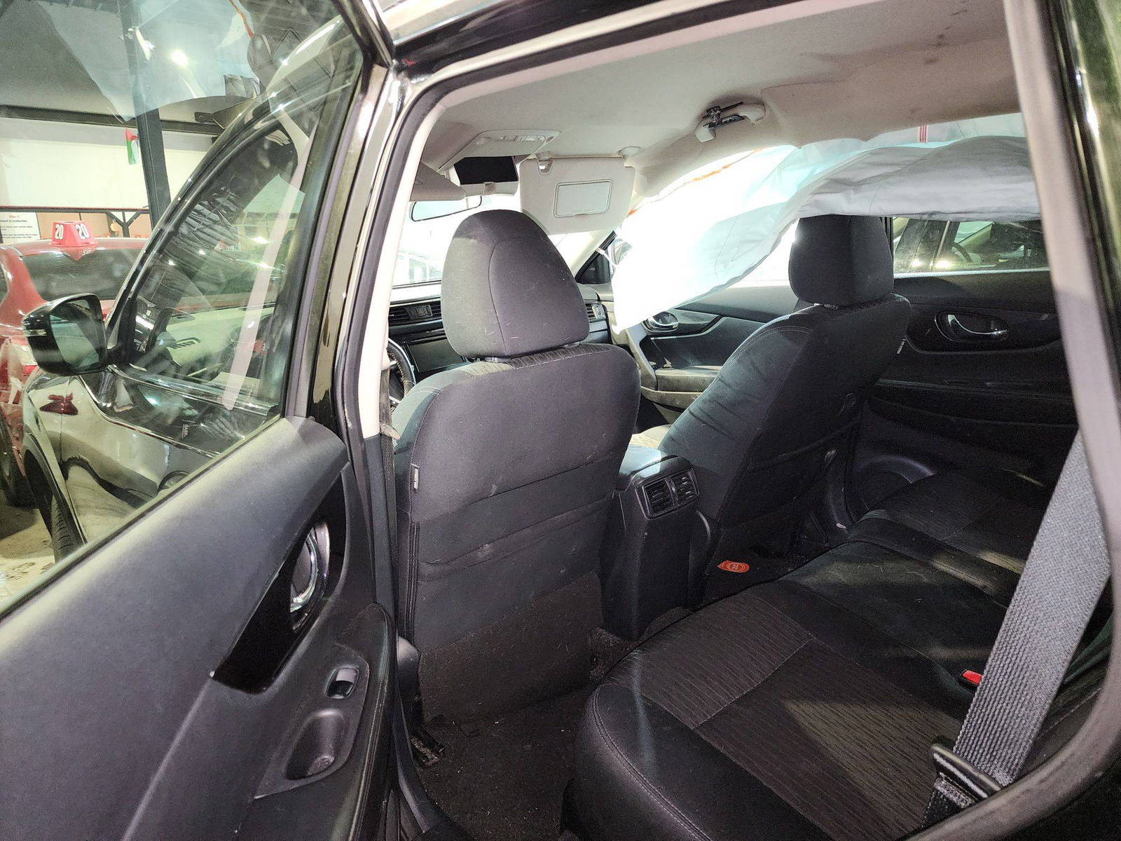 2019 NISSAN ROGUE — 96819 Miles — Lot 701247 — Al Quoz - Marhaba Auctions Used Cars - Image 4