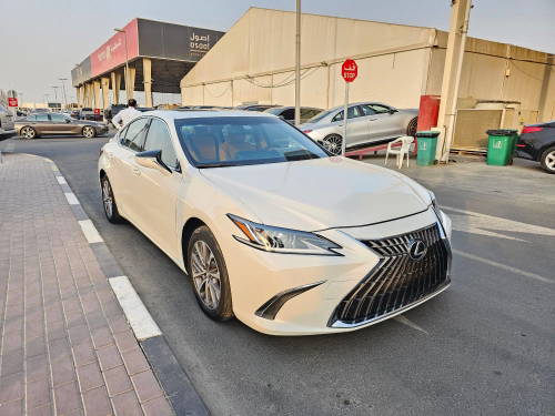 2023 LEXUS ES 300H for sale at Marhaba Auctions