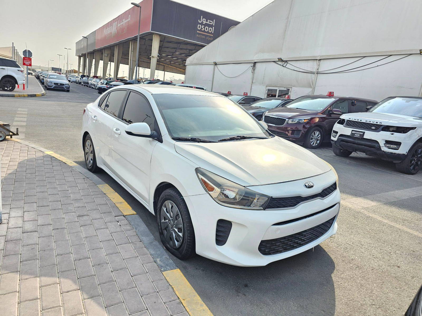 2020 KIA RIO — 41774 Miles — Lot LE357255 — Souq - Marhaba Auctions Used Cars - Image 4