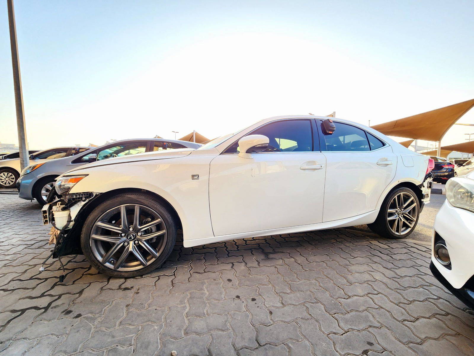 2014 LEXUS IS 250 — 93308 Miles — Lot E5031119 — Souq - Marhaba Auctions Used Cars - Image 5