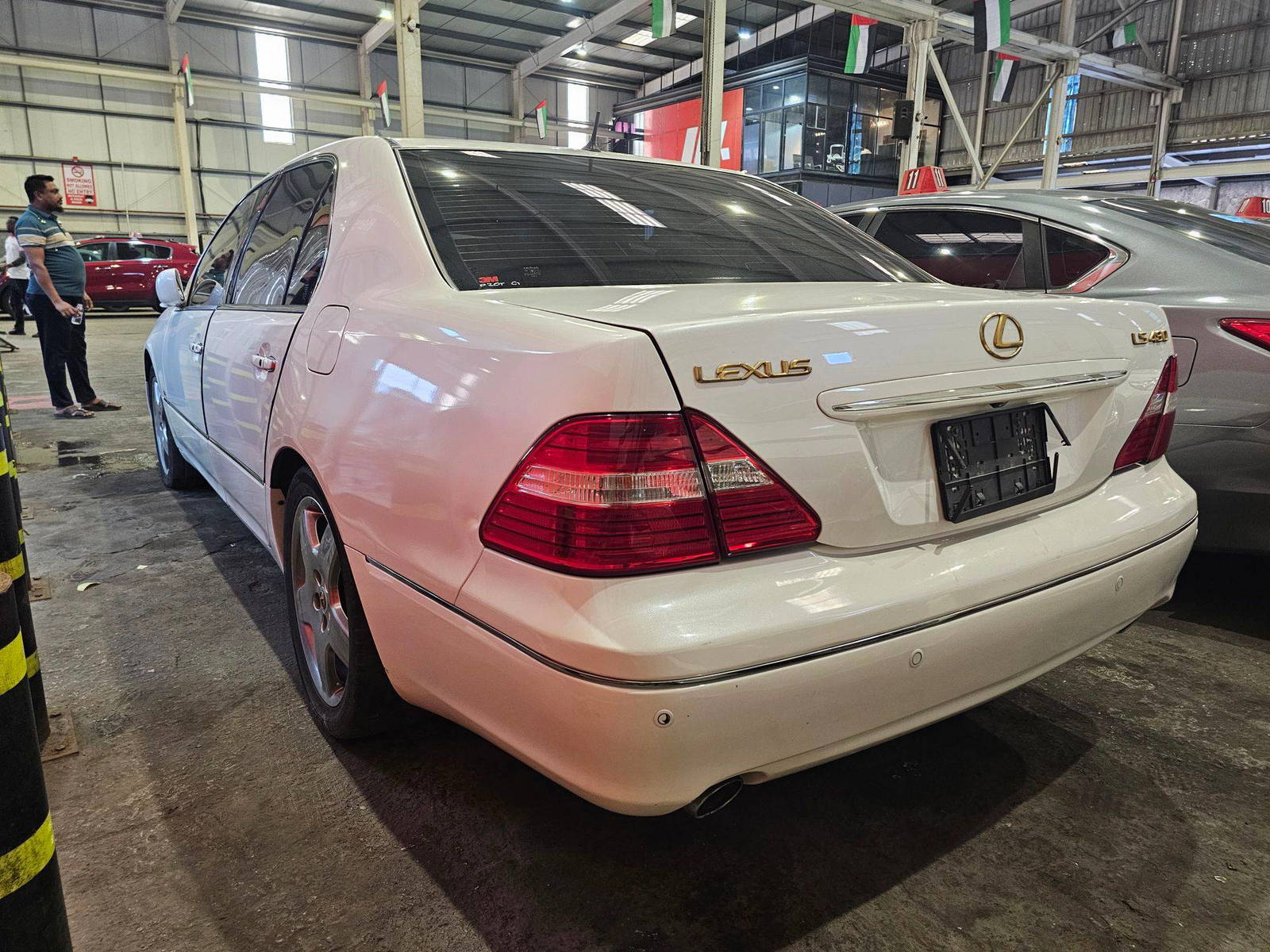 Lexus LS 430 2006 view 2