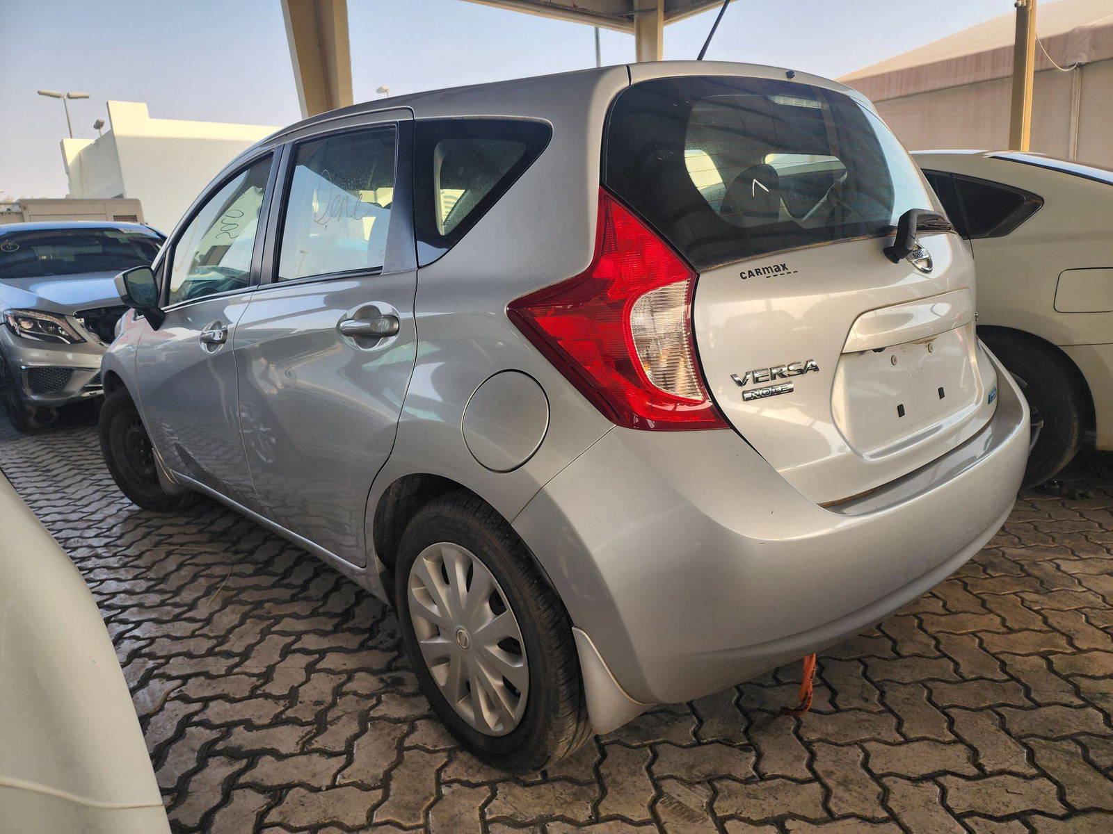 2016 NISSAN VERSA NOTE — 112758 Miles — Lot 326172 — Souq - Marhaba Auctions Used Cars - Image 4