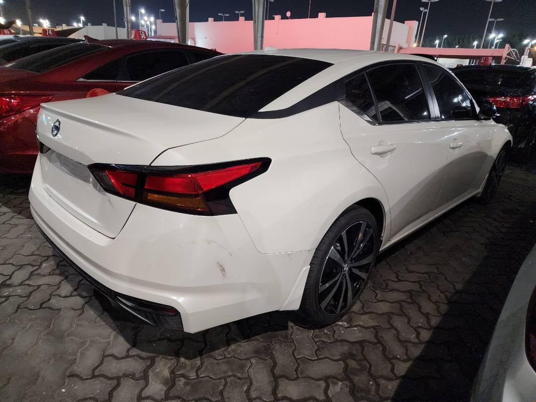 2019 NISSAN ALTIMA — 57382 Miles — Lot 72819193 - Marhaba Auctions Used Cars - Image 9