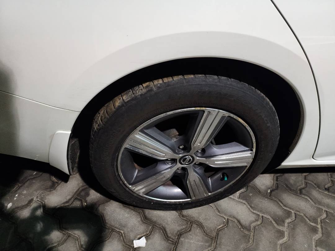 2019 NISSAN ALTIMA — 67996 Miles — Lot 38226878 - Marhaba Auctions Used Cars - Image 8