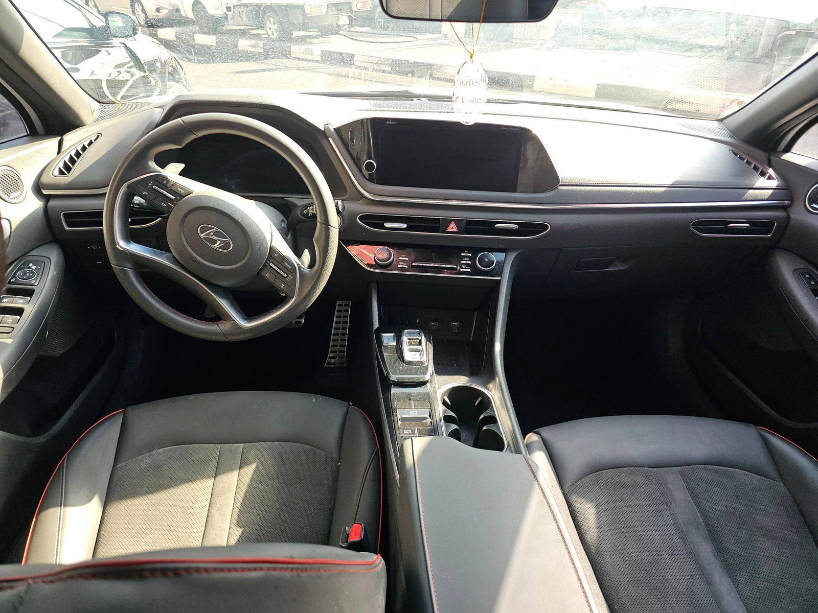 HYUNDAI SONATA 2021 - Marhaba Auction Used Cars - Image 9