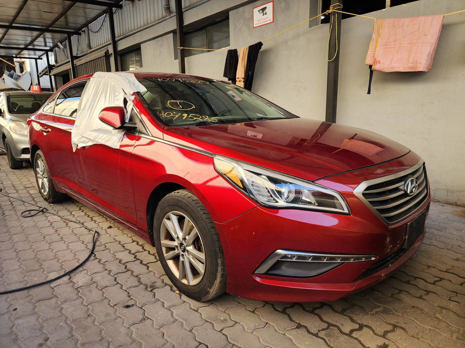 2015 HYUNDAI SONATA — 196303 Miles — Lot 122105 — Souq - Marhaba Auctions Used Cars - Image 4