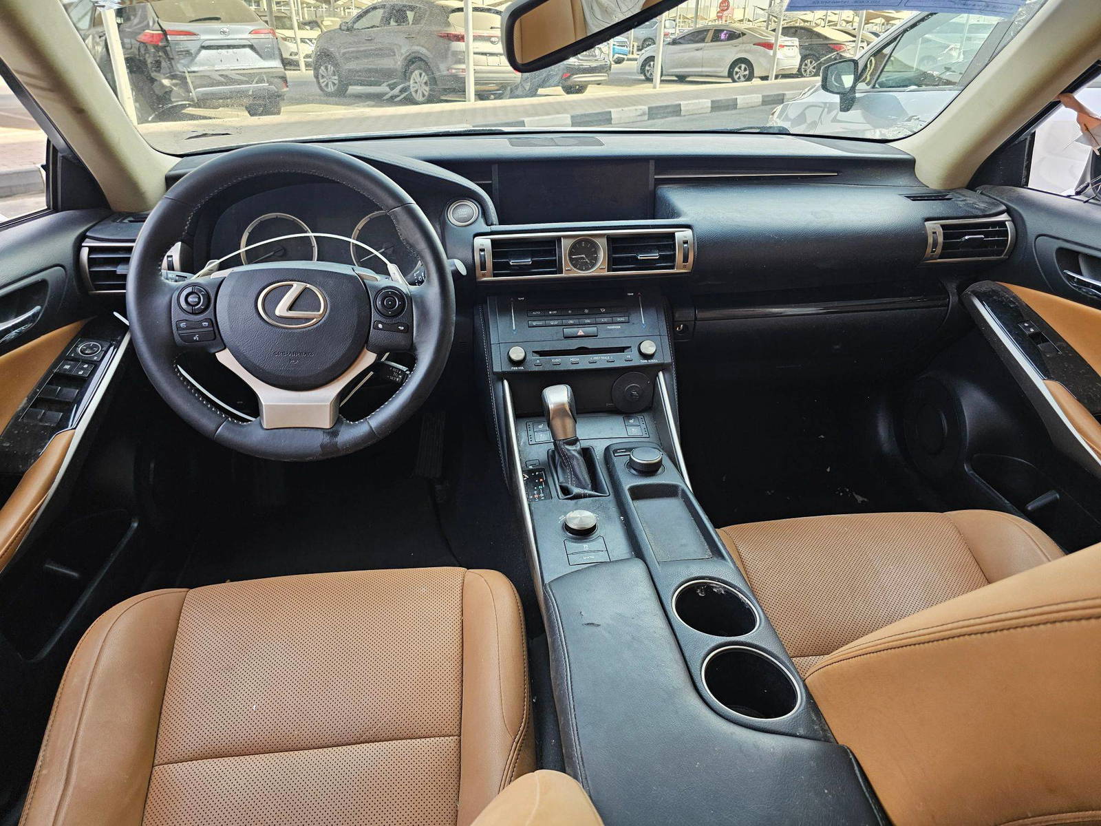2015 LEXUS IS 250 — 187460 Miles — Lot 21F5059108 — Souq - Marhaba Auctions Used Cars - Image 6